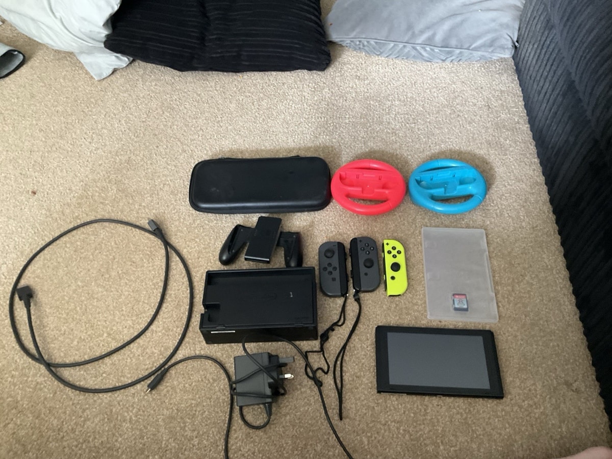 Nintendo Switch 1 32GB Dock Joycons Grips Games and Accessories