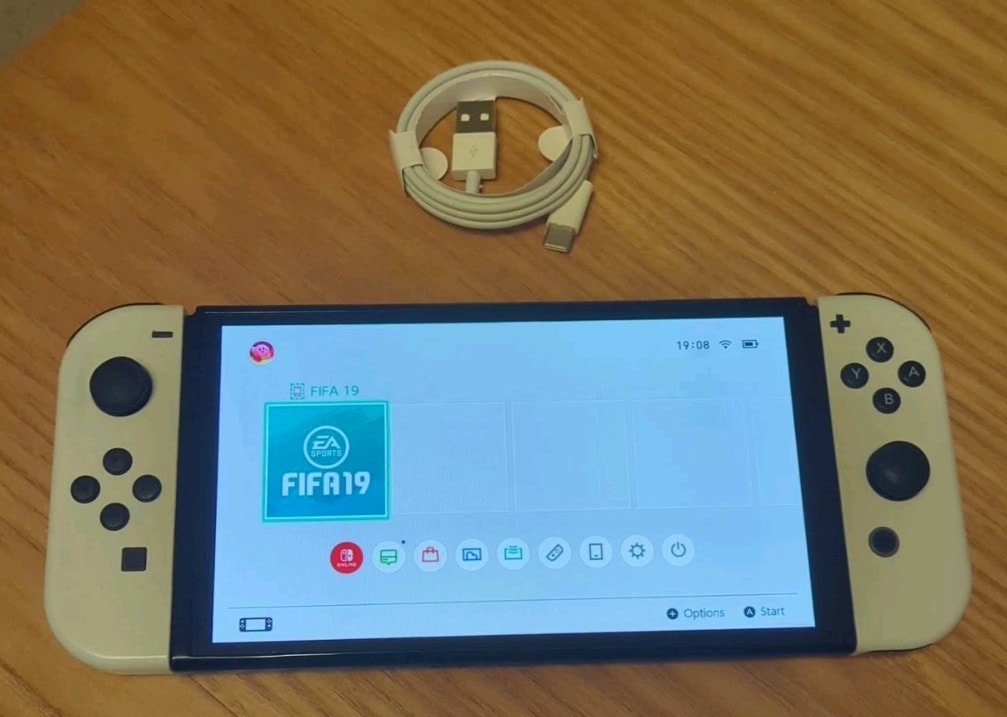 EXCELLENT Nintendo Switch OLED Model Handheld Console - 64GB - White Joycons