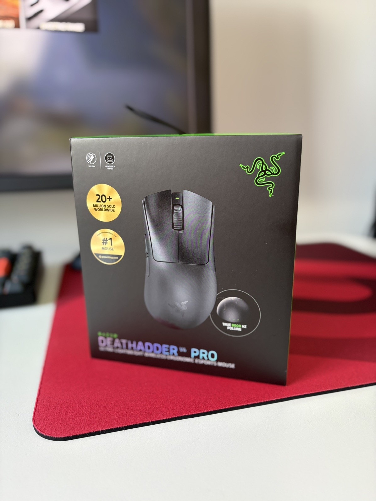 Razer DeathAdder V4 Pro - Wireless Gaming Mouse