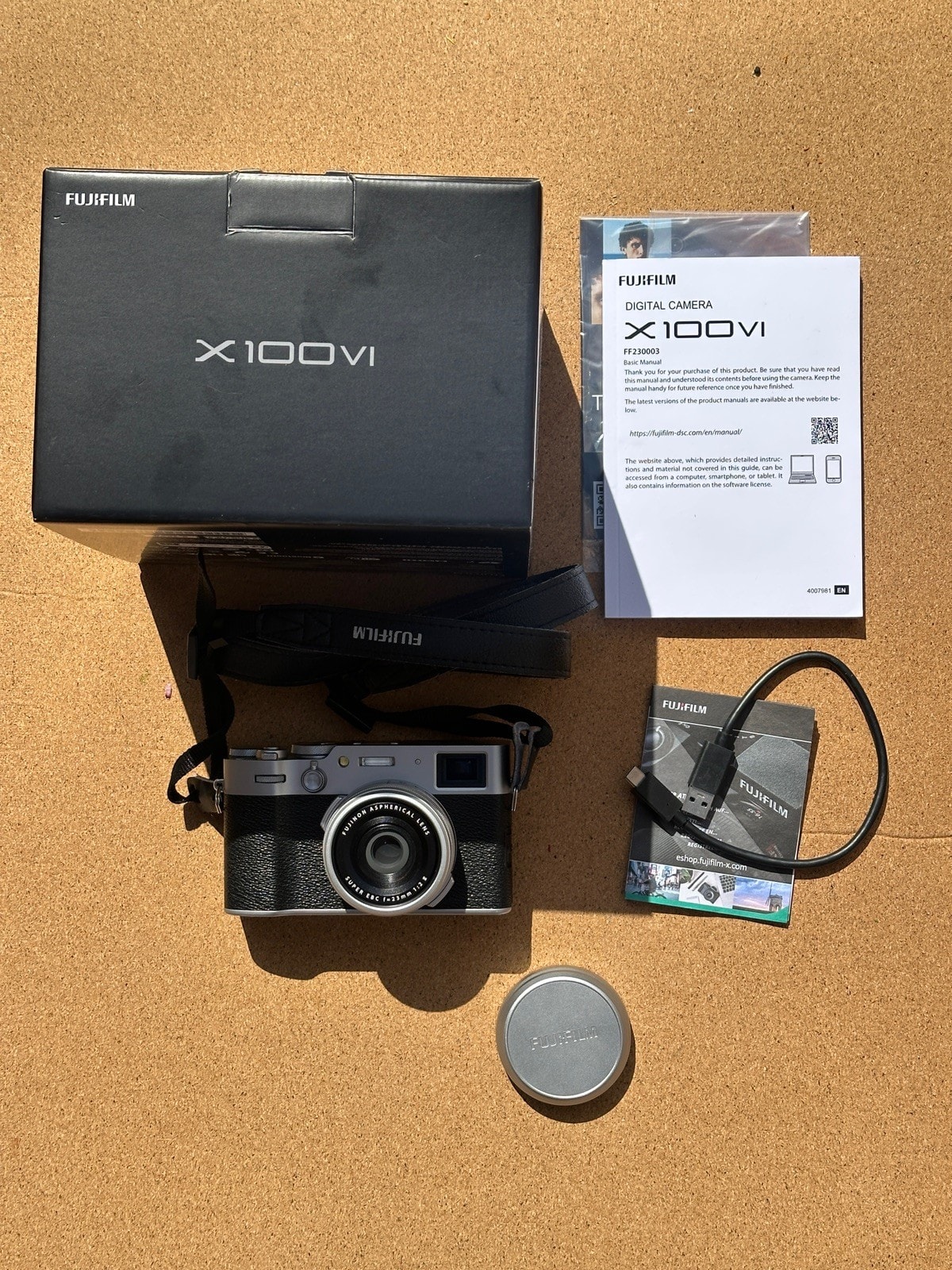 Fujifilm X100VI Silver Camera with Box & Accessories near mint condition used
