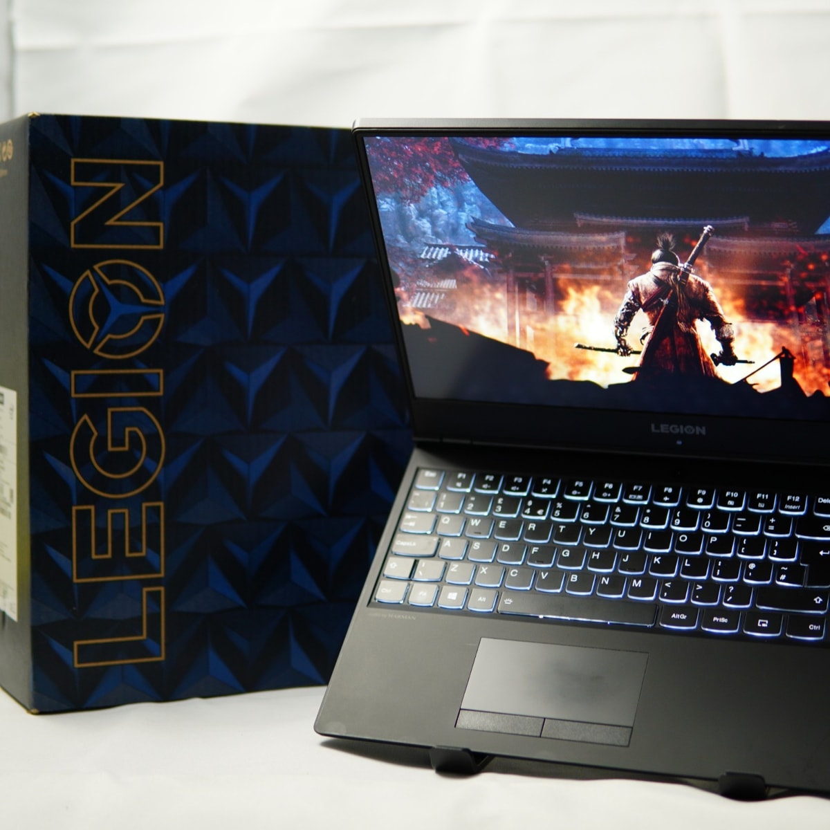 Lenovo Legion 144Hz RTX 2060, 16GB RAM, i5-9300H, 256GB SSD Gaming Laptop BOXED