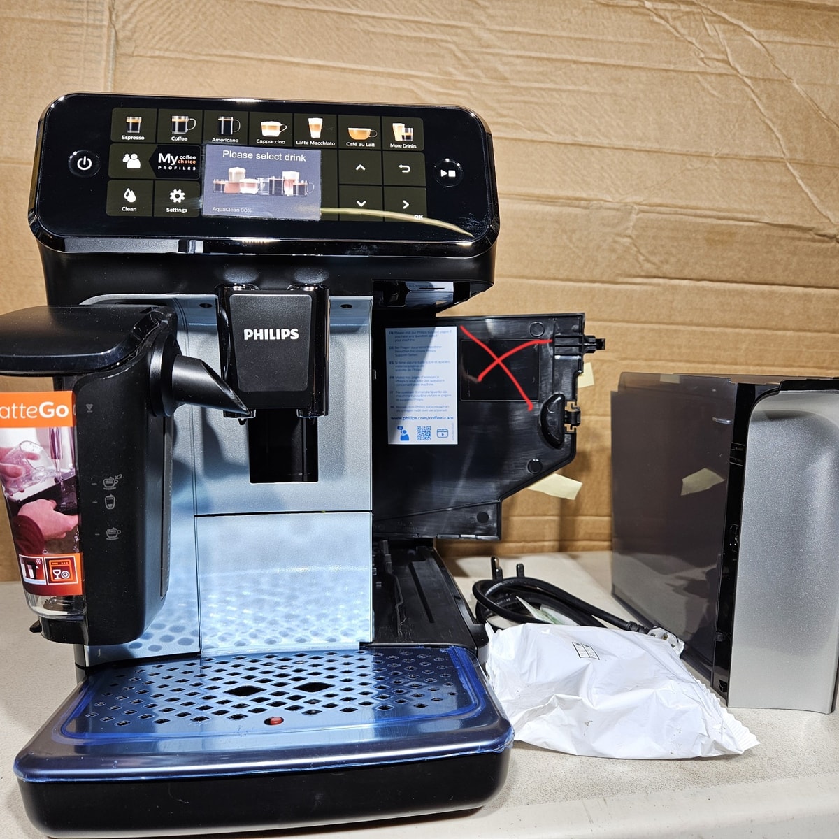 Philips LatteGo Bean to Cup Coffee Machine 5400 Series EP5446/70