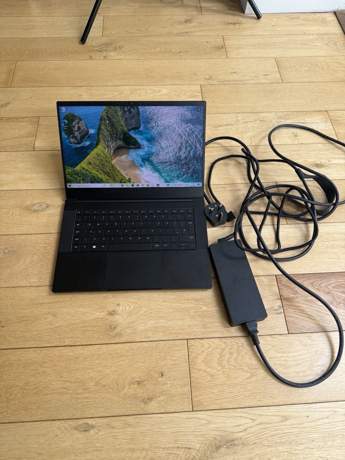 Razer Blade 14 Gaming Laptop AMD Ryzen 9 5900HX NVIDIA GeForce RTX 3070 16GB RAM
