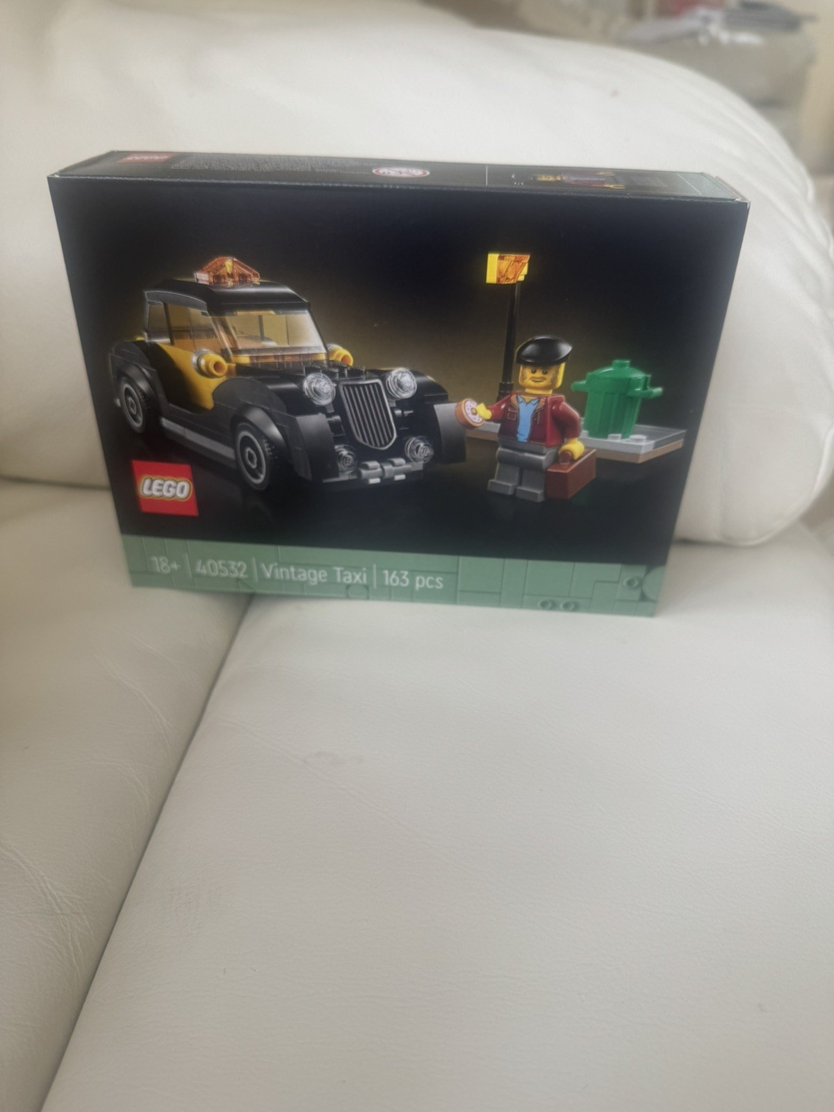 LEGO 40532 Vintage Taxi – Brand New Sealed – Retired GWP