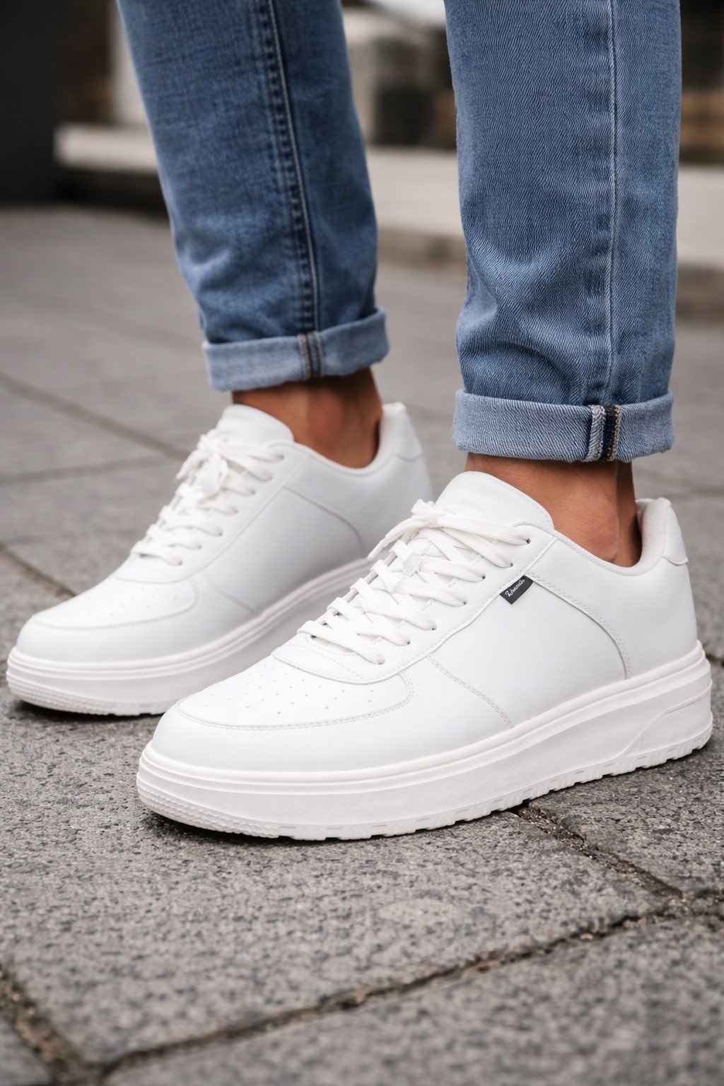 White Trainers Mens & Ladies Sports & Casual Tennis Shoes Size 6 to 10 UK
