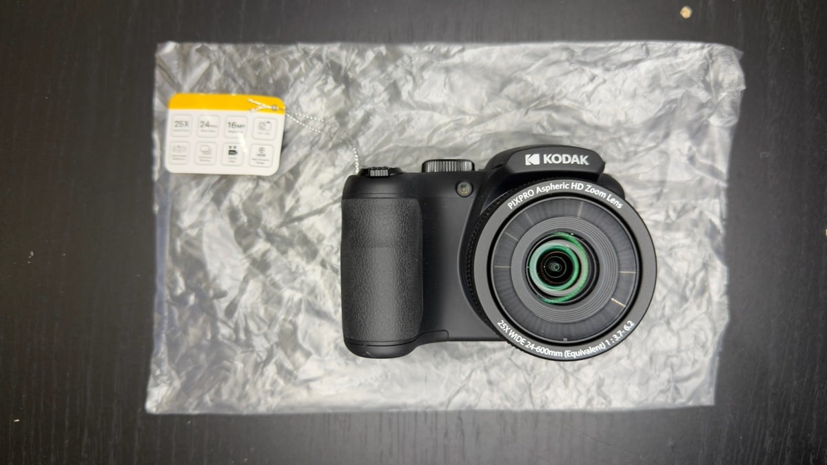 Kodak PIXPRO AZ255 Digital Camera in Black 16MP 25x Wide Zoom HD1080P (UK) BNIB