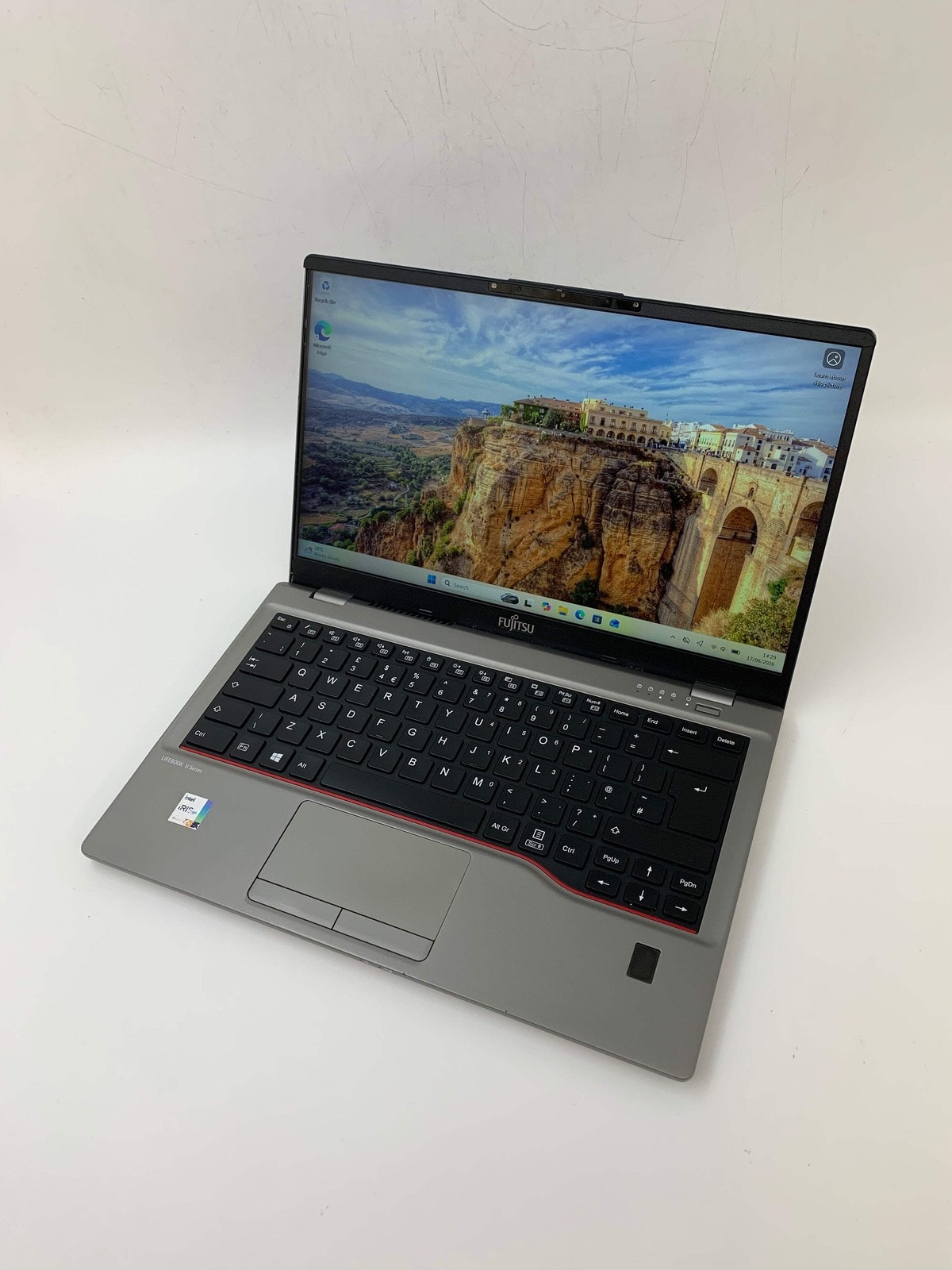 Fujitsu LifeBook U7411 | 14" FHD | i7 11th Gen | 16GB RAM | 512GB SSD | W11 Pro