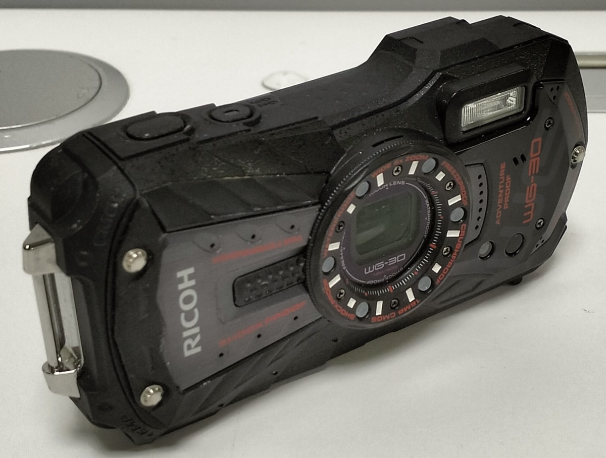 Ricoh WG-30 16MP Waterproof & Shockproof Camera with Battery - Tested & Working