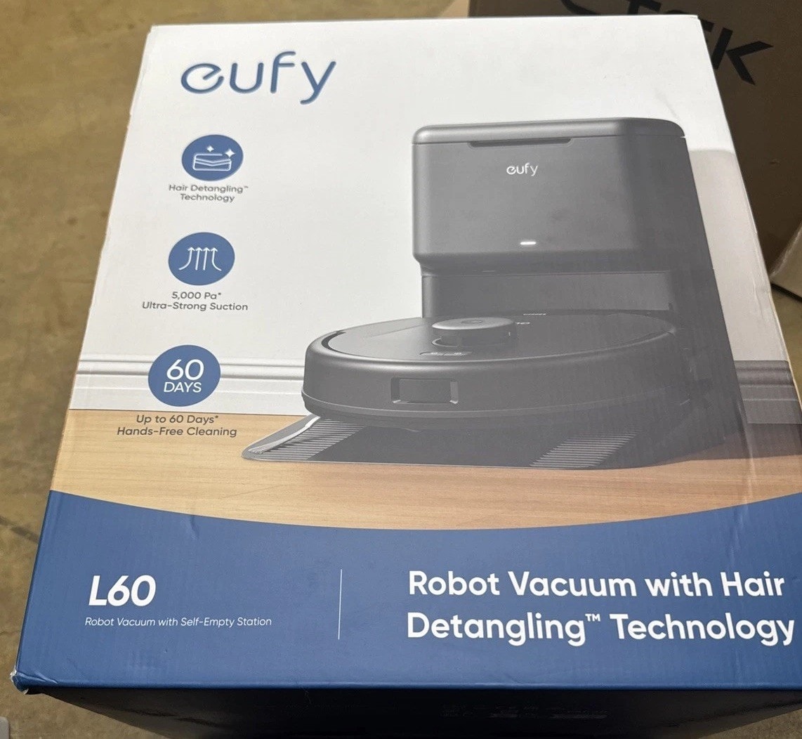 Eufy L60 Robot Vacuum Cleaner Self Empty Station Hair Detangling Technology