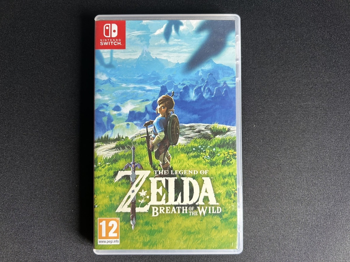 Nintendo Switch : The Legend of Zelda: Breath of the Wild Great Condition!!!