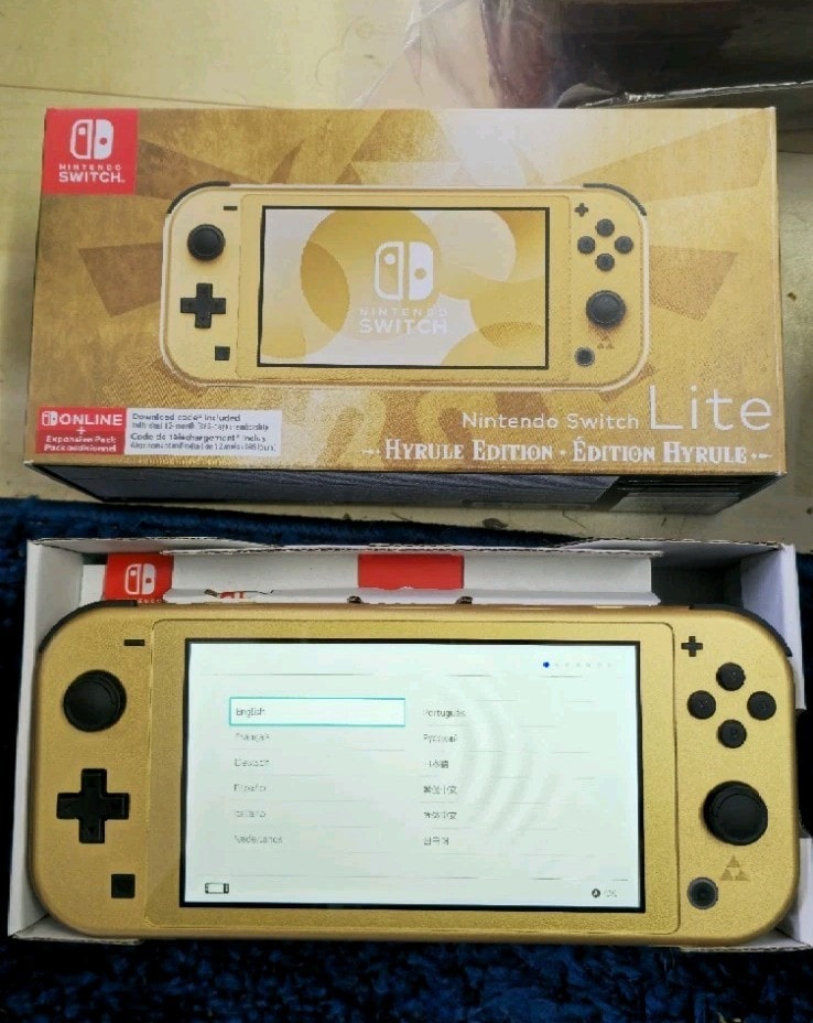 NINTENDO SWITCH LITE: HYRULE EDITION Zelda Console Gold Boxed UK Pal 2024