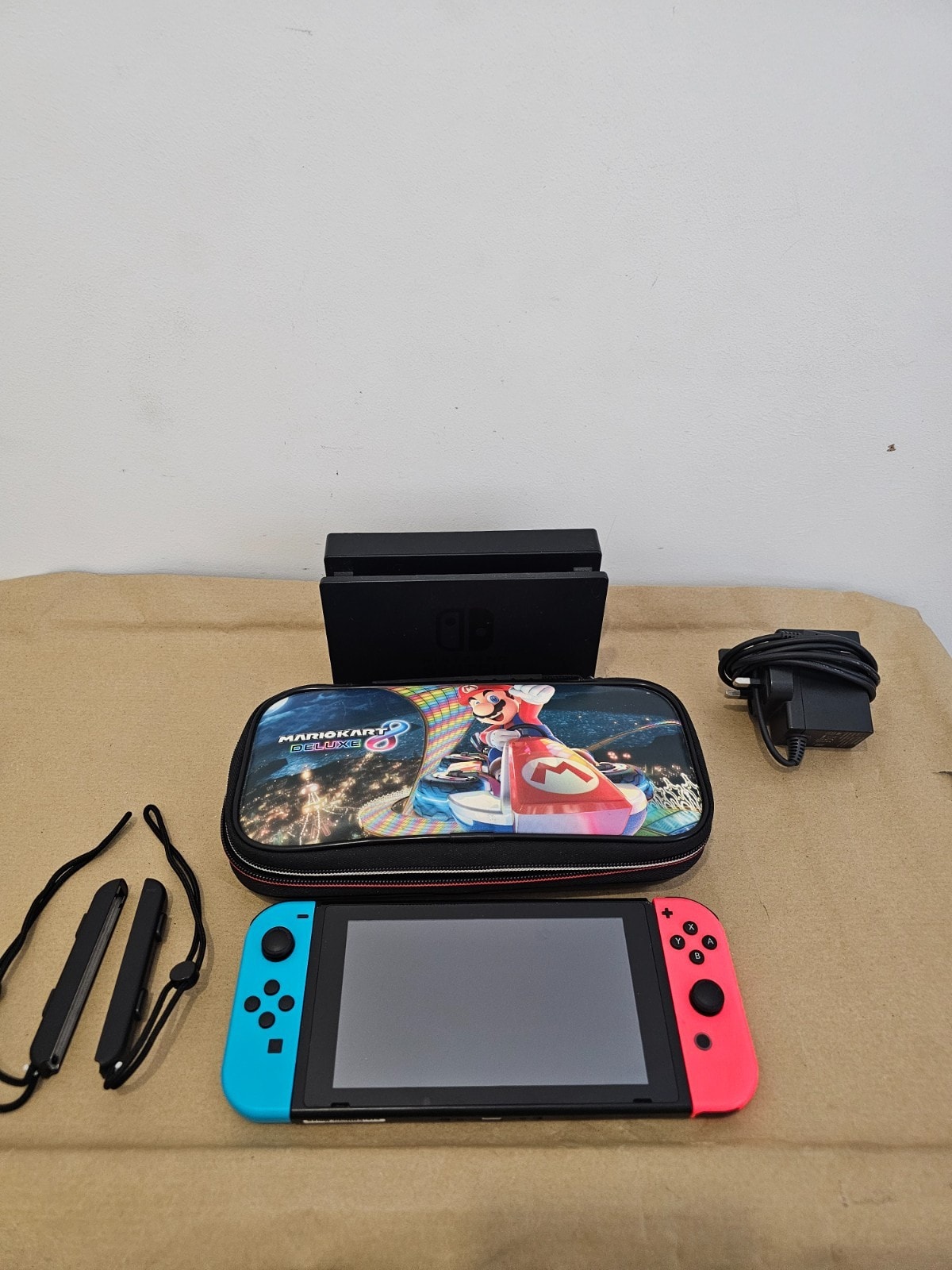 Unpatched Nintendo Switch Console 32gb XAJ7002 + Case + Blue & Red Joy Cons