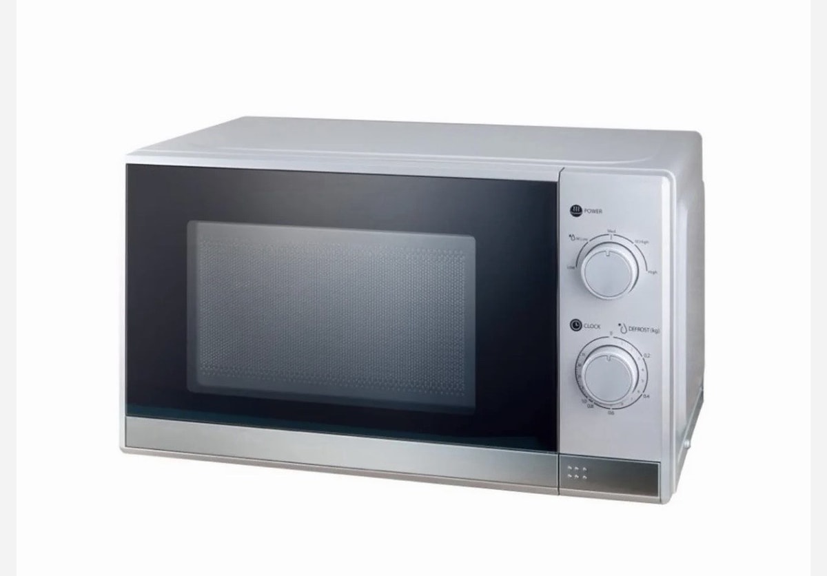 Nutmeg Electric Microwave Oven Kitchen Small Appliances 700W 20L