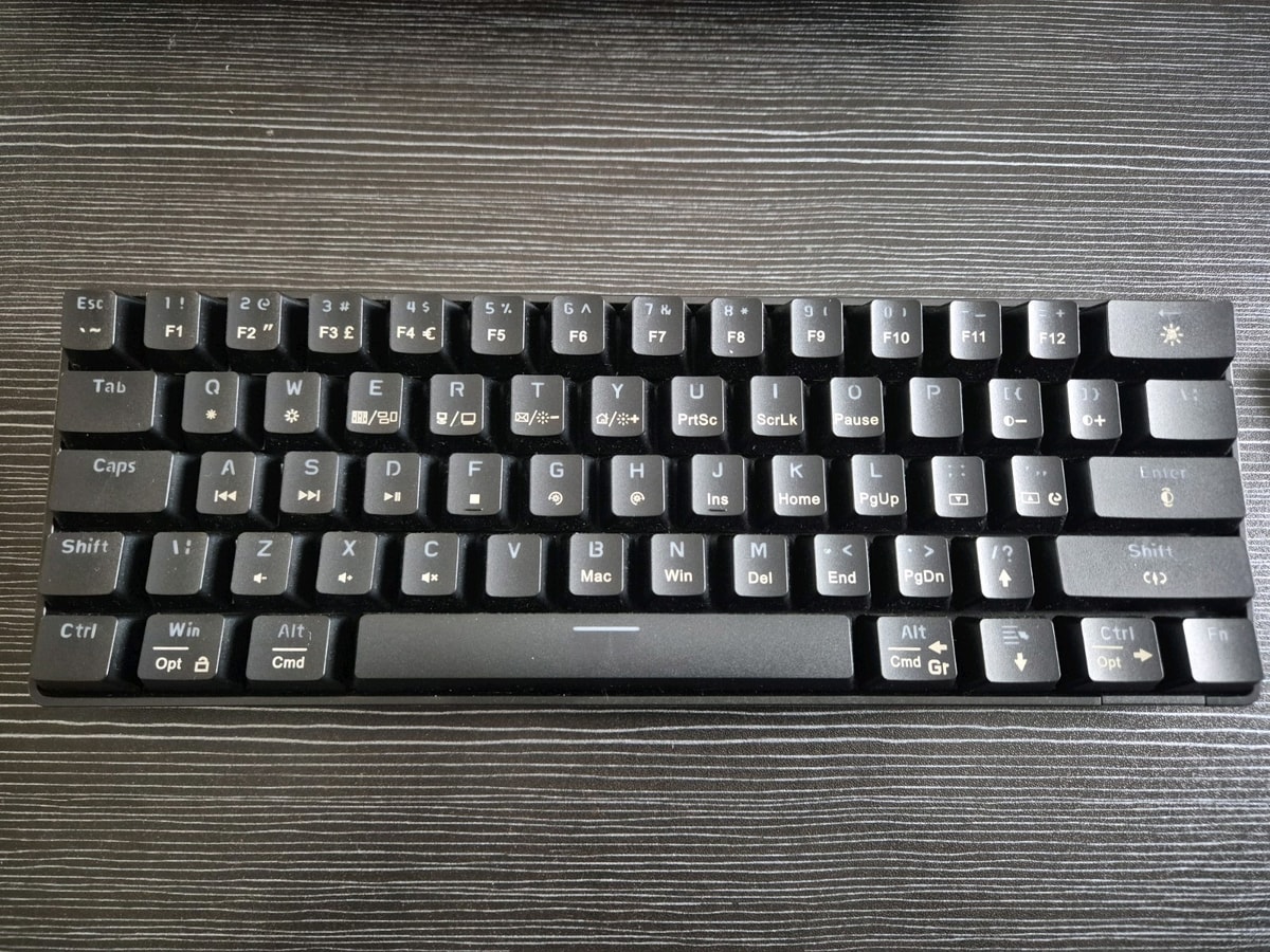 Gaming Keyboards, 60% Mechanical Keyboard 26 RGB Backlit Wired UK Layout 61 Keys