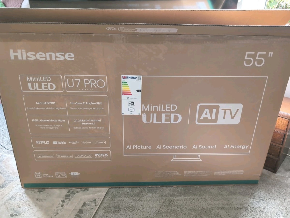 HISENSE U7-PRO 55" 4K/165HZ MINI LED SMART TV Remote Stand Box S241