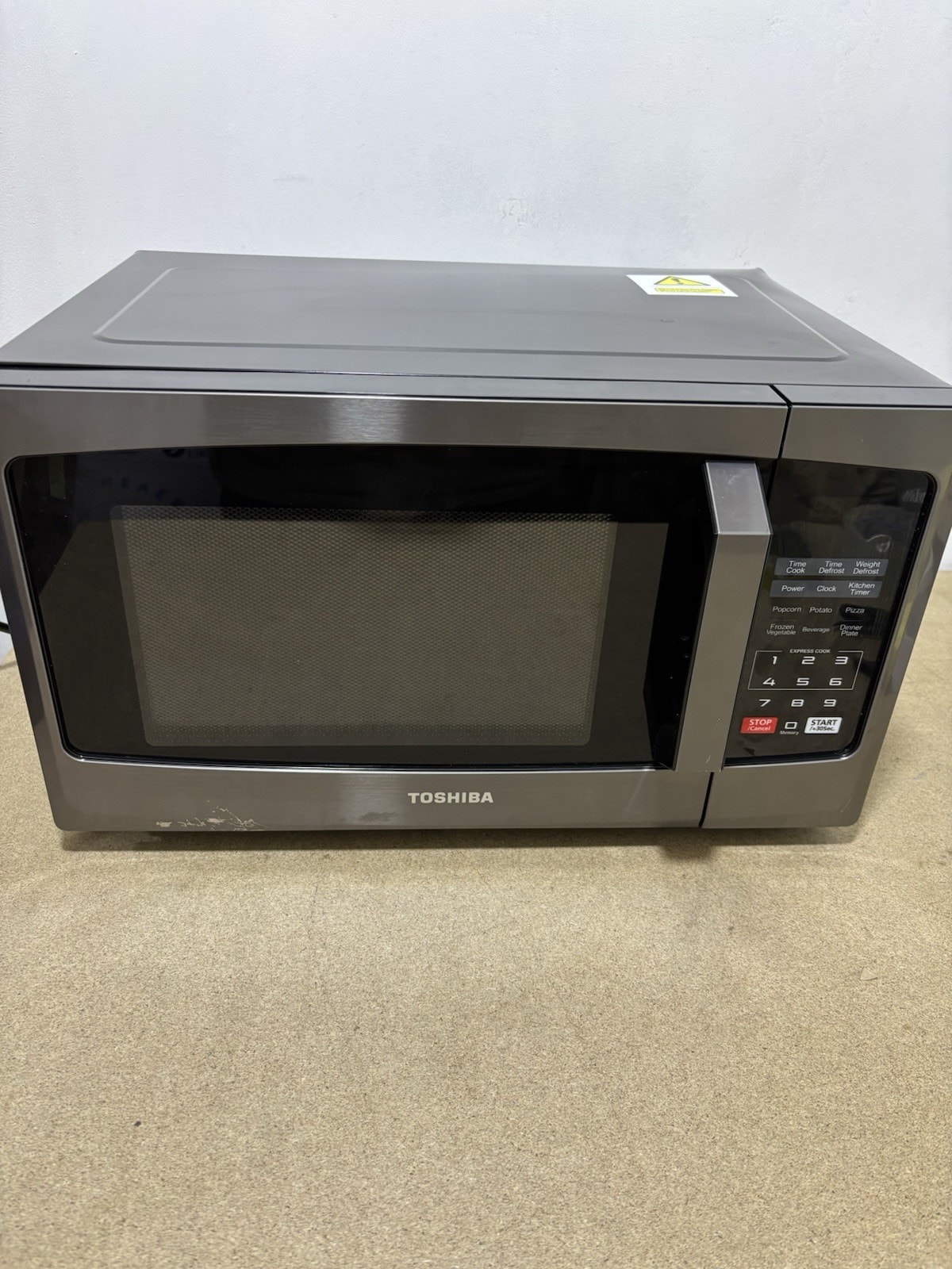 Toshiba 800 W 23 L Microwave Oven With Digital Display Auto Defrost RRP £114