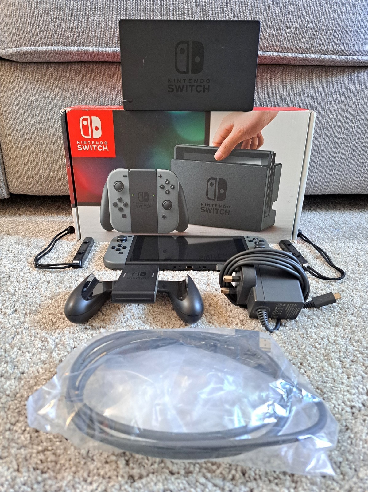 Nintendo Switch V1 Console with Accessories - Amazing Condition