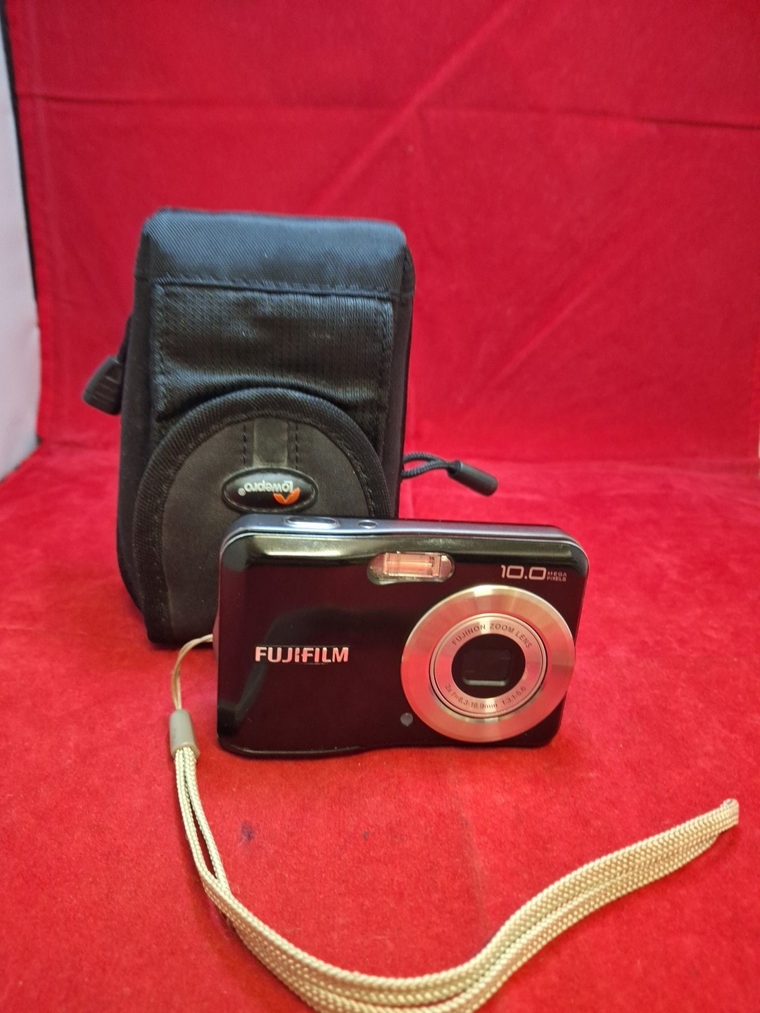 Fujifilm Digital Camera FinePix A100 10.0MP Inc Sd Card D7
