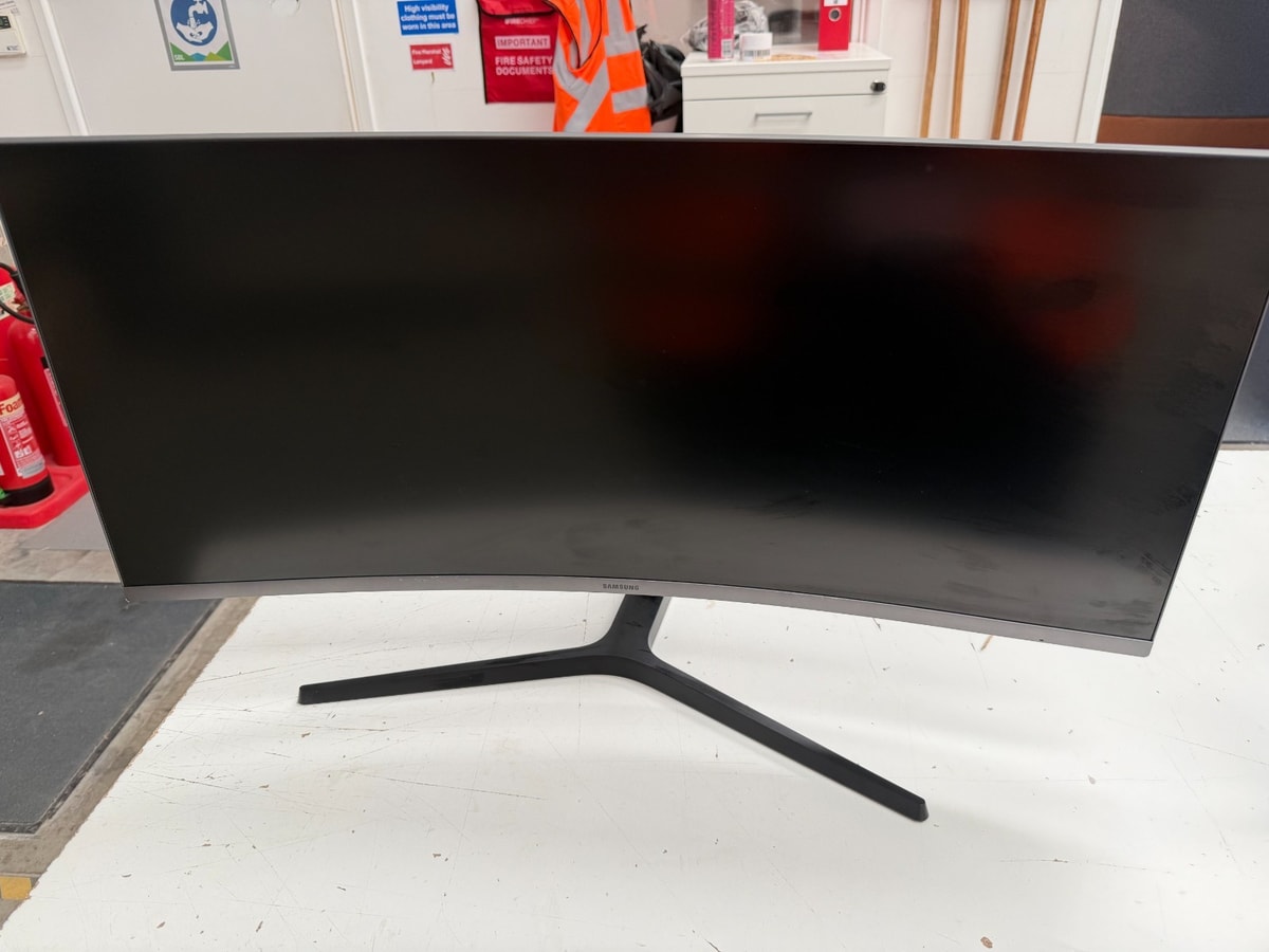 Samsung Odyssey G5 34" 165Hz Curved Gaming Monitor