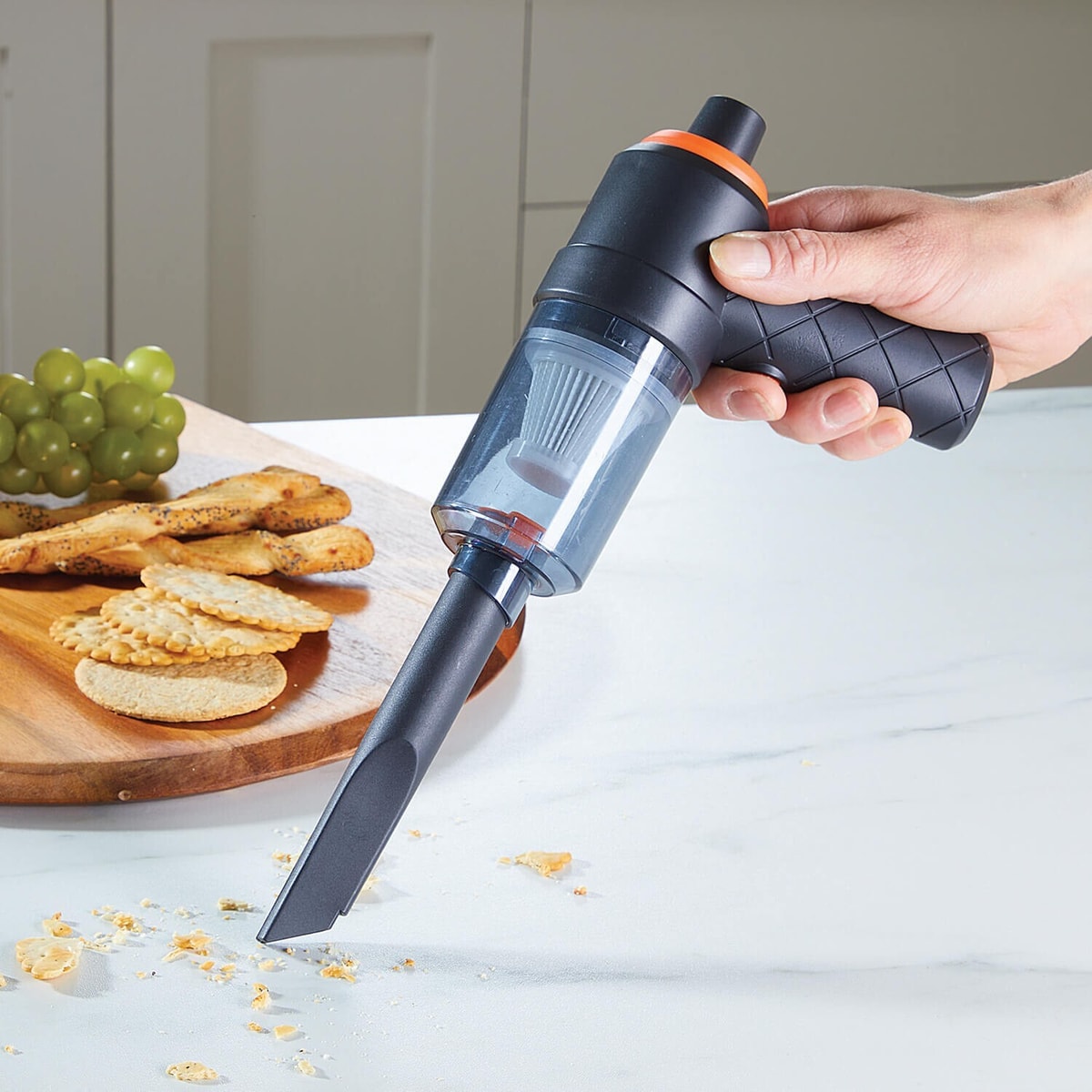2-in-1 Mini Vacuum Cleaner