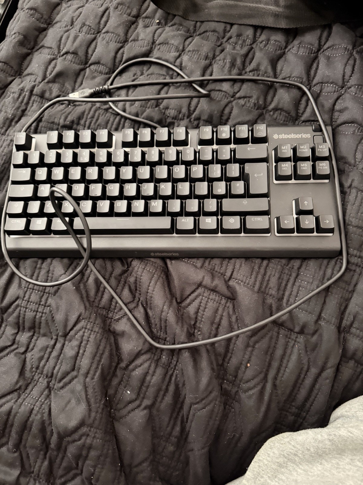 Steelseries APEX 3 TKL Wired Gaming Keyboard - Brand New