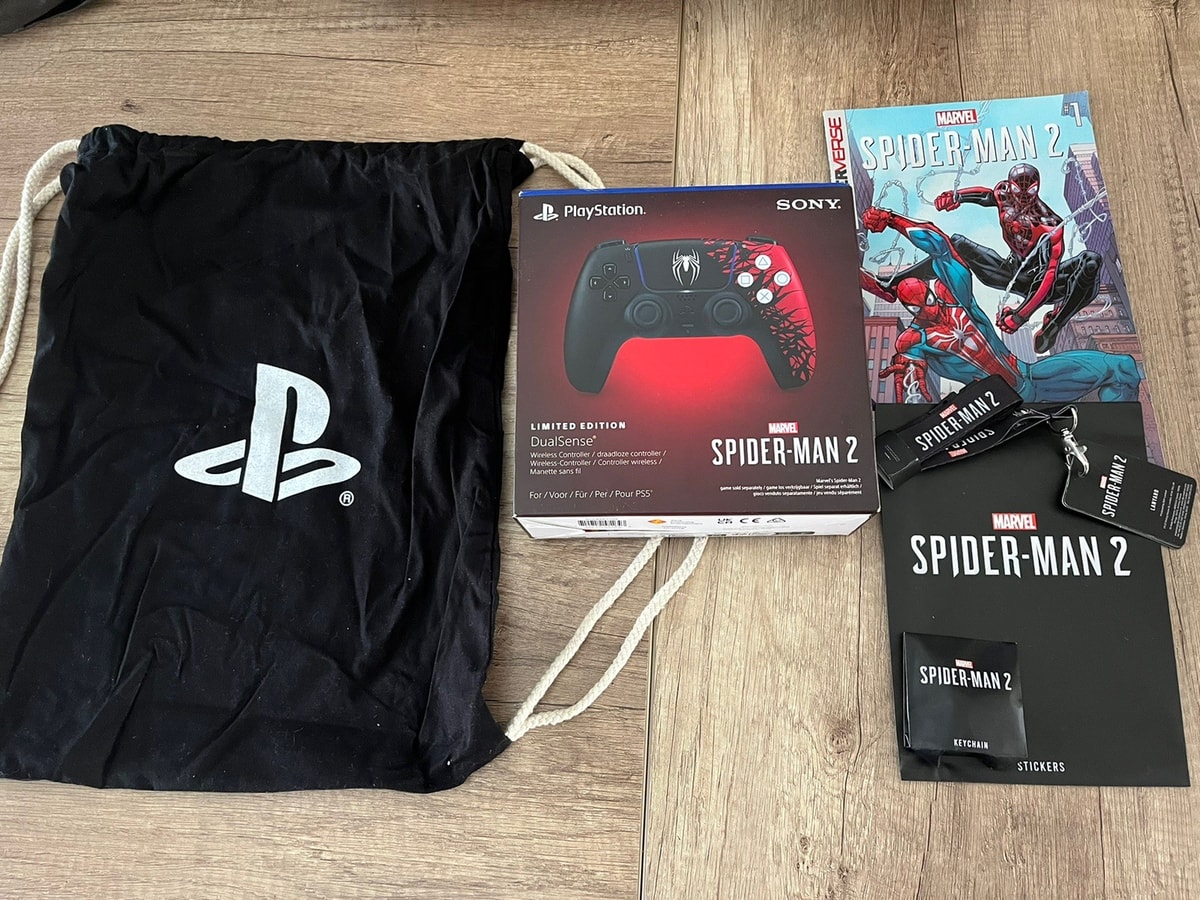 Sony PS5 Spider-Man 2 DualSense Controller Limited Edition & bonus items