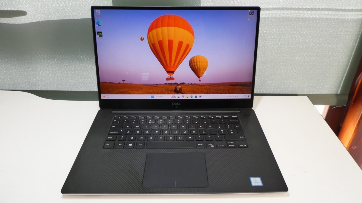 Dell XPS 15 9570 15.6" Laptop i7-8750H 32GB RAM GTX 1050 1TB SSD - Please Read