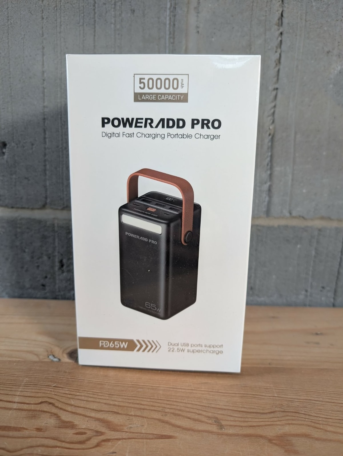 50000mAh 65W Digital Fast Charging Portable Charger Power Bank, USB