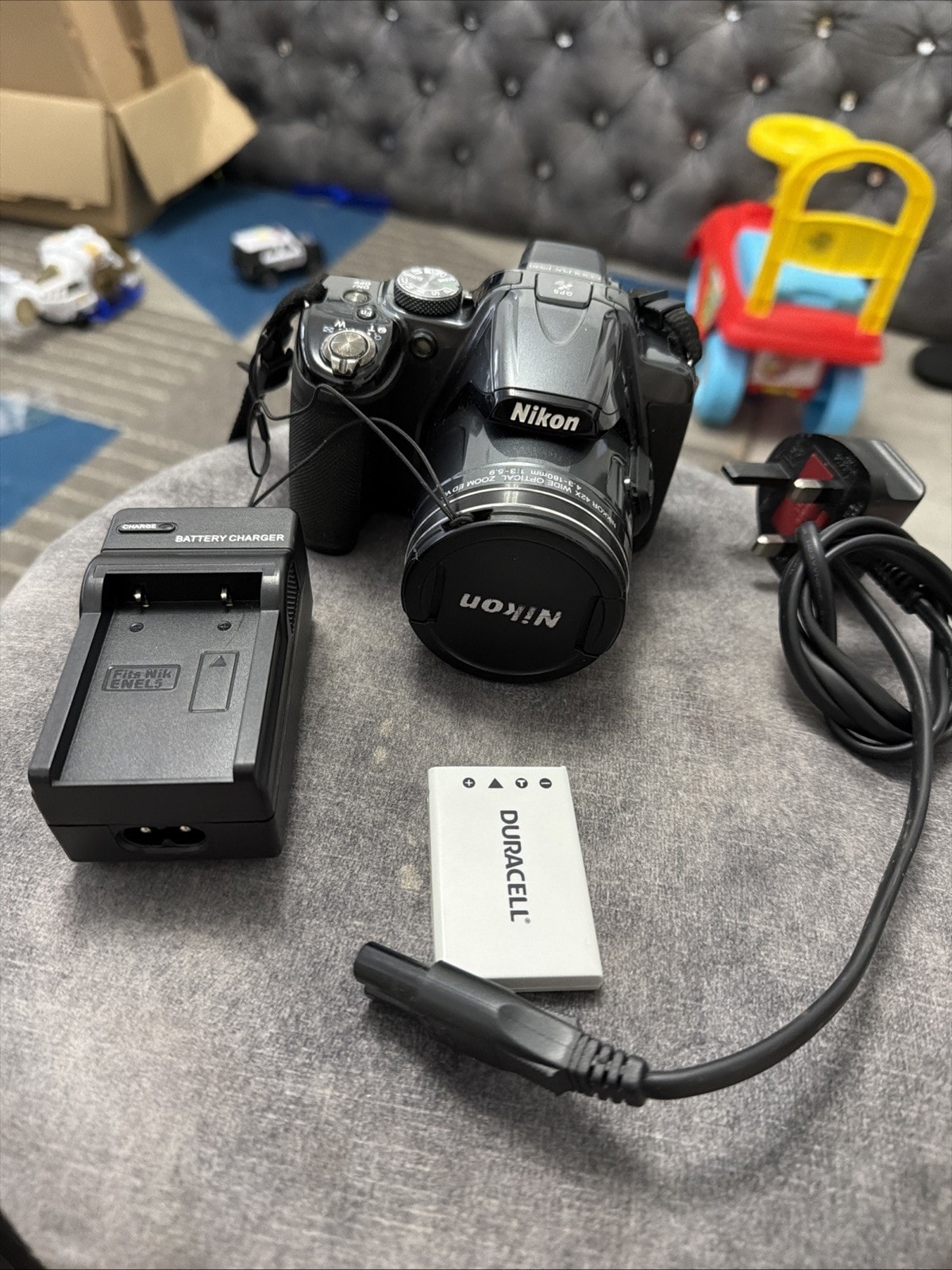 Nikon Coolpix P520 mit 18,1 MP 24-1000 mm comes With Battery And Charger Works