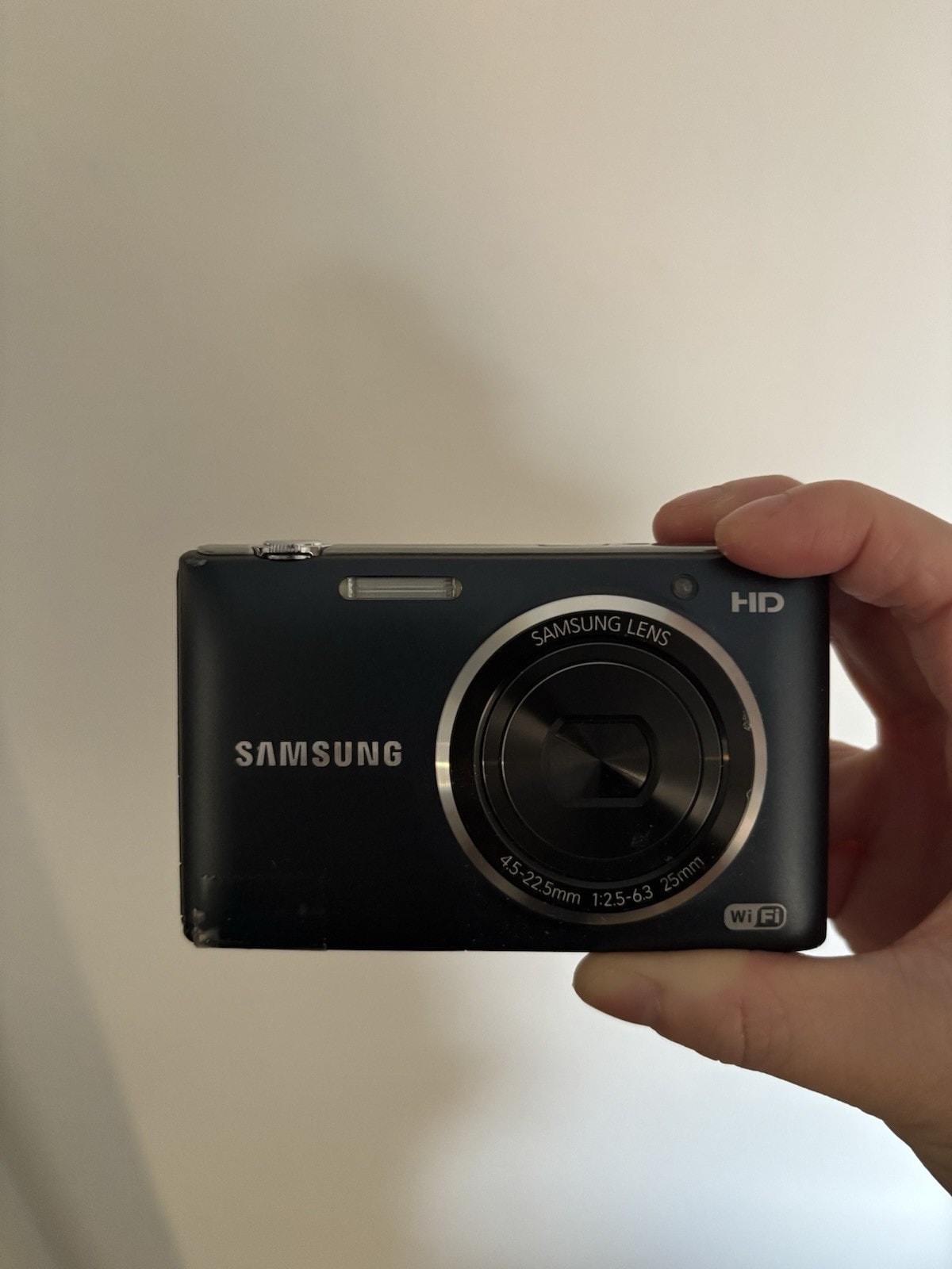 Samsung ST150F digital camera
