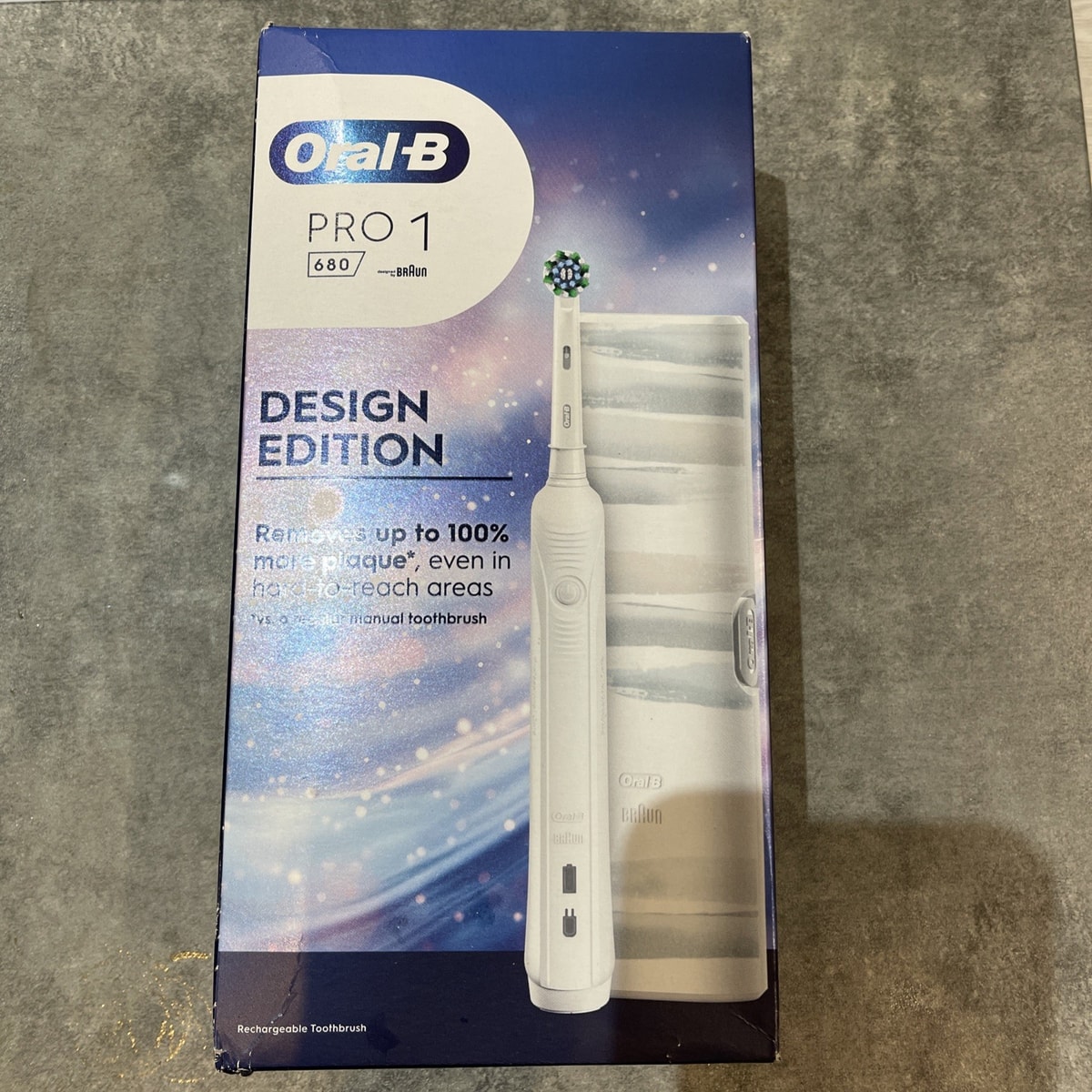 Oral-B Pro 1 680 Design Edition Rechargeable Electric Toothbrush - White.