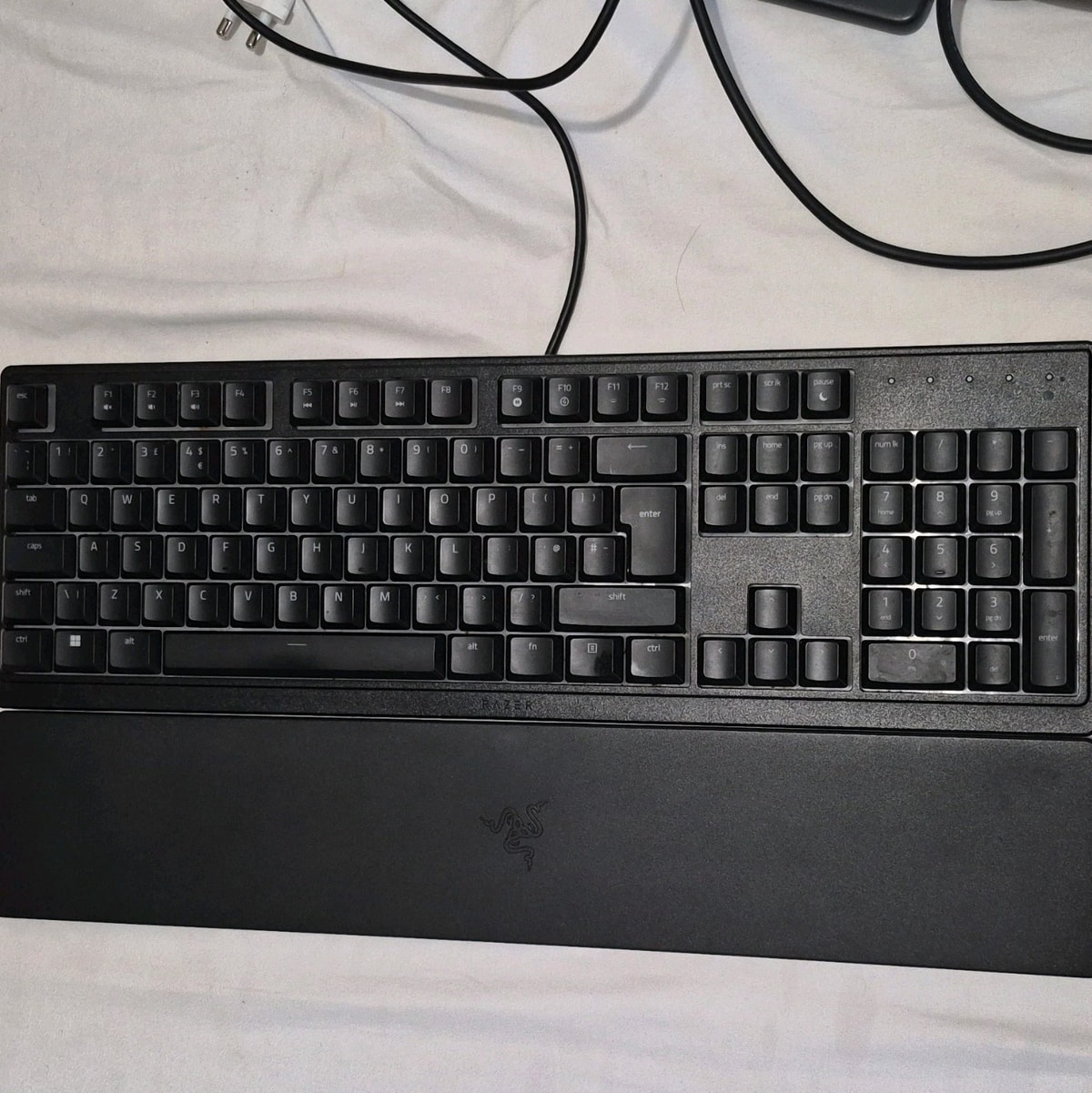 Razer Ornata V3 X Wired Gaming Keyboard QWERTY English Black w/ Wrist Rest