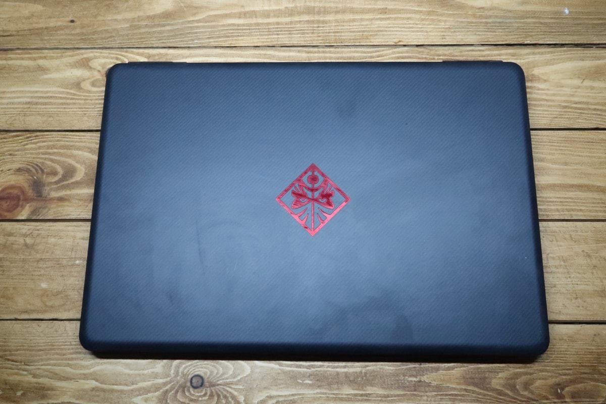 HP Omen 17 Gaming Laptop - Intel i7 GTX 965M 17.3" - Ubuntu - Charger Inc.