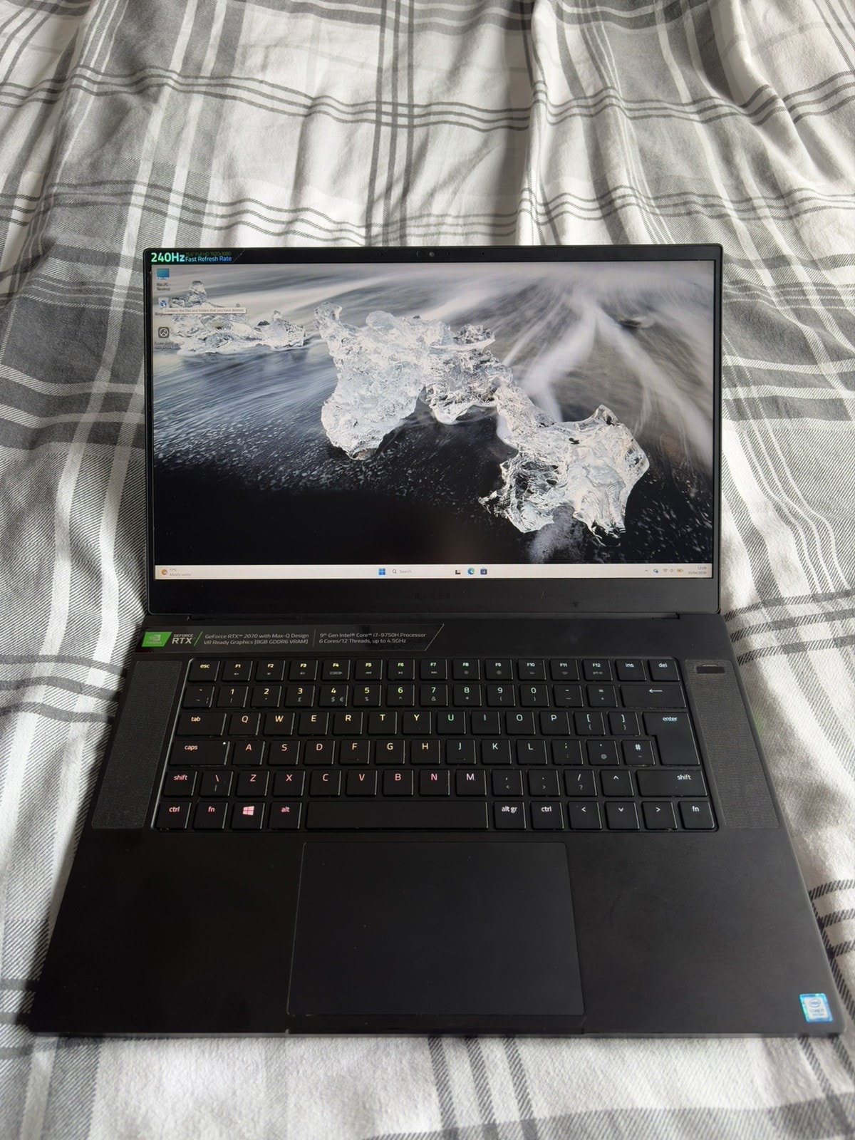 Razer Blade 15 Advanced, i7, RTX 2070, 16GB RAM 1TB SSD, 240HZ, Gaming Laptop