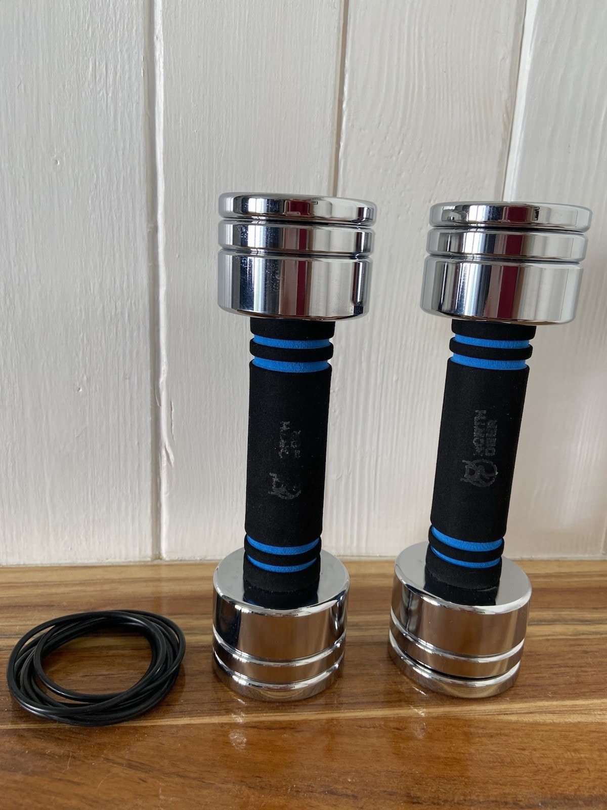 Northdeer Dumbbells Pair Of 2.5KG (Total Weight 5KG) Used In Excellent Condition