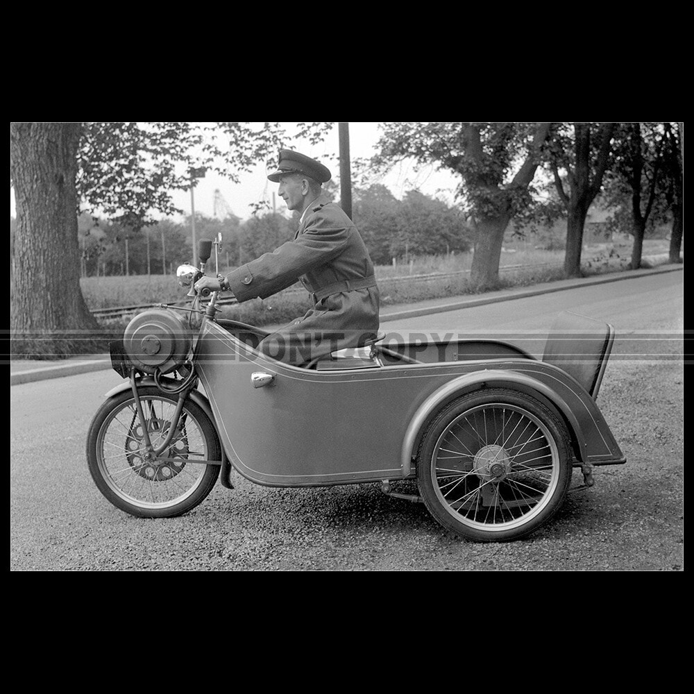 Photo M.000328 GM ELCYCLE TYPE ELC10 FL THREE-WHEELERS (EL-CYCLE) 1942