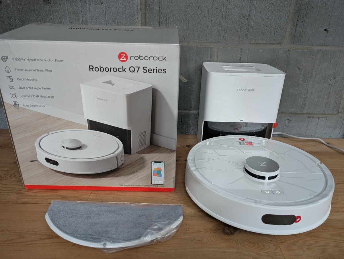 Roborock Q7 L5+ Robot Vacuum Cleaner with Mop, 8000Pa Strong Suction, LiDAR, App