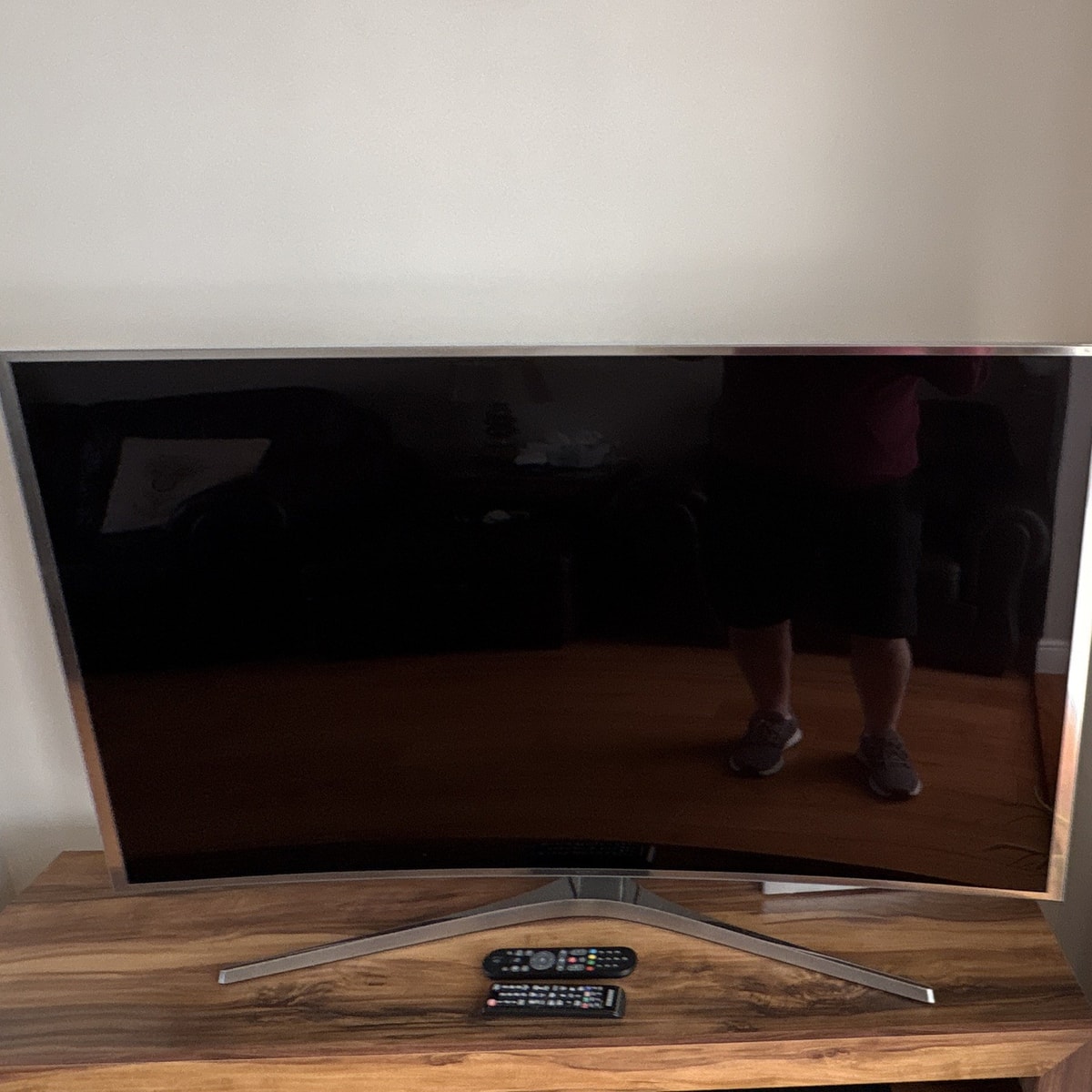 Samsung 55in Curved Screen LED TV 2160p 4K Resolution Black
