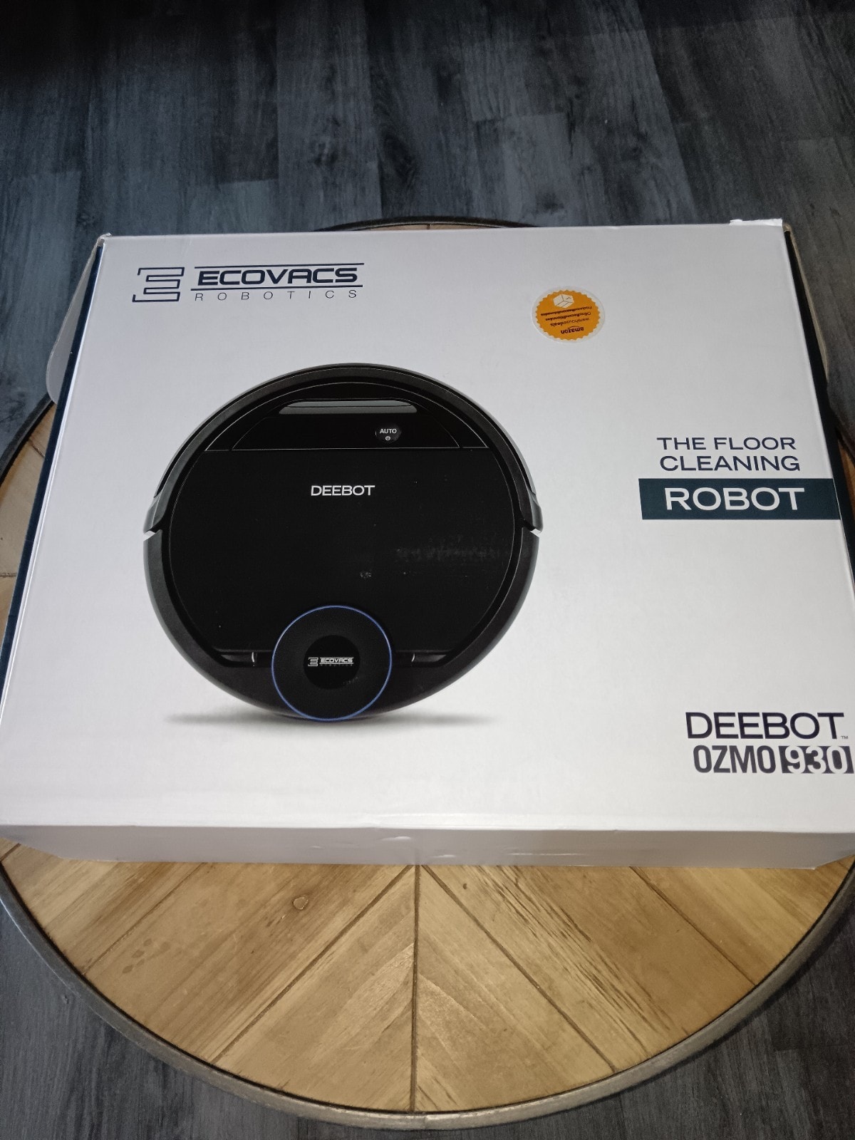 Ecovacs Robotics Deebot Ozmo 930 Robot Vacuum Cleaner Black New Boxed