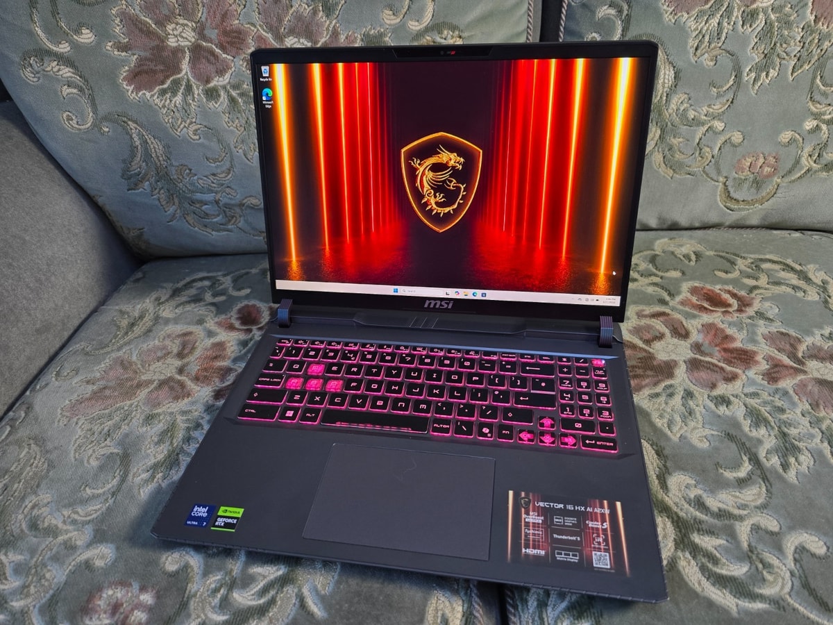 MSI Vector 16 HX 16" Ultra 7 255HX RTX 5070 Ti 16GB 512GB Gaming Laptop