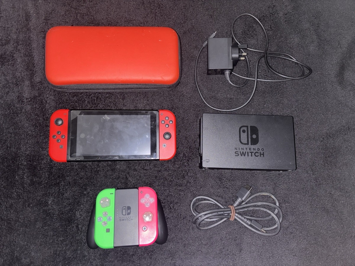 Nintendo Switch 32GB Console HAC-001 Mario Odyssey Red Joycons With Dock