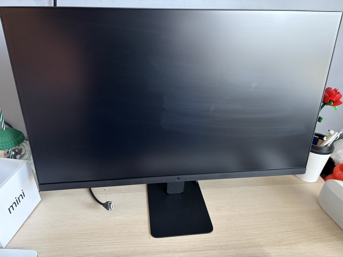 LG 27U631A 27-inch IPS QHD 100Hz USB-C Monitor