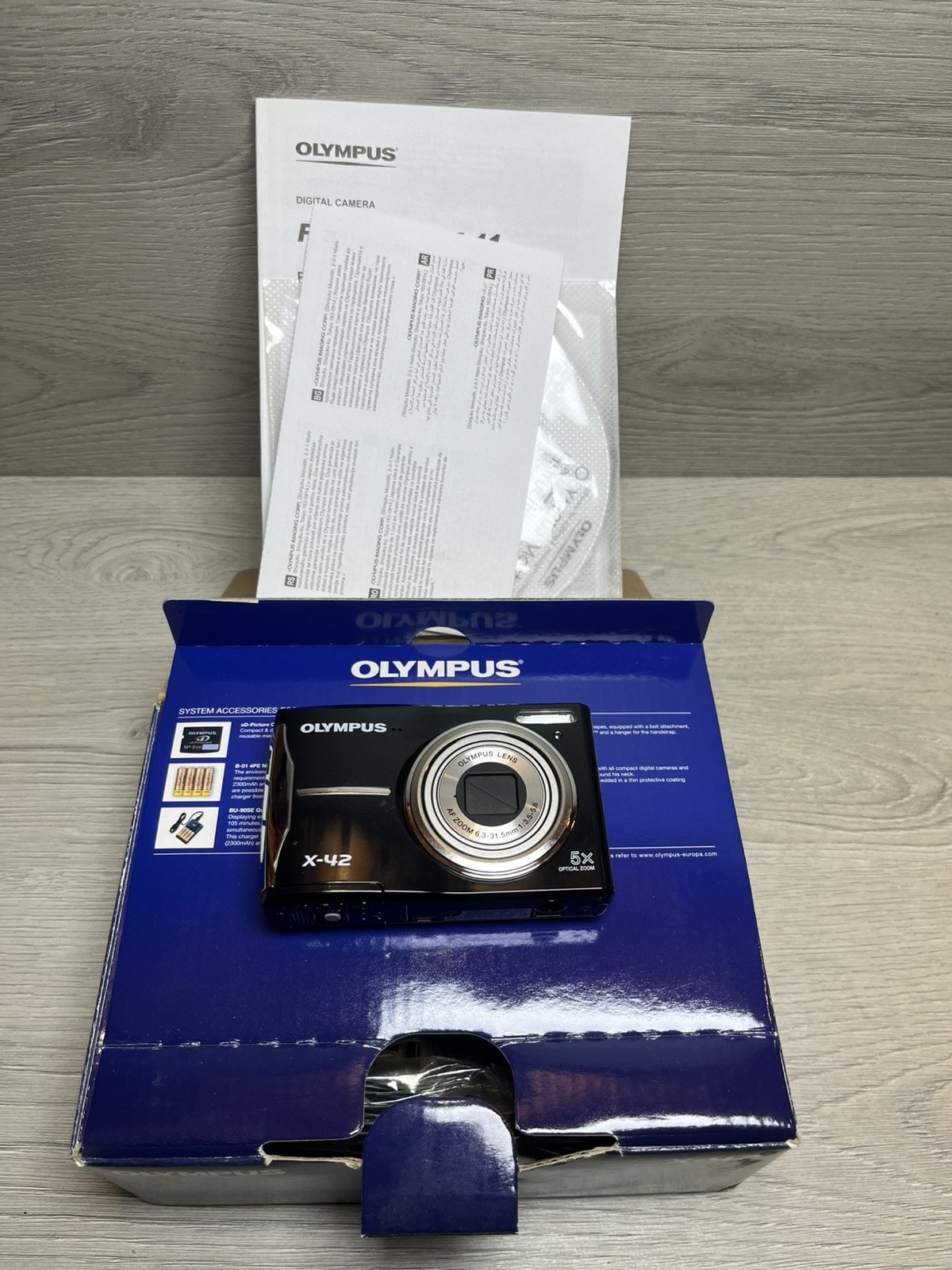 Olympus X-42 Digital Camera. 12MP. Black. Boxed with XD card leads instructions