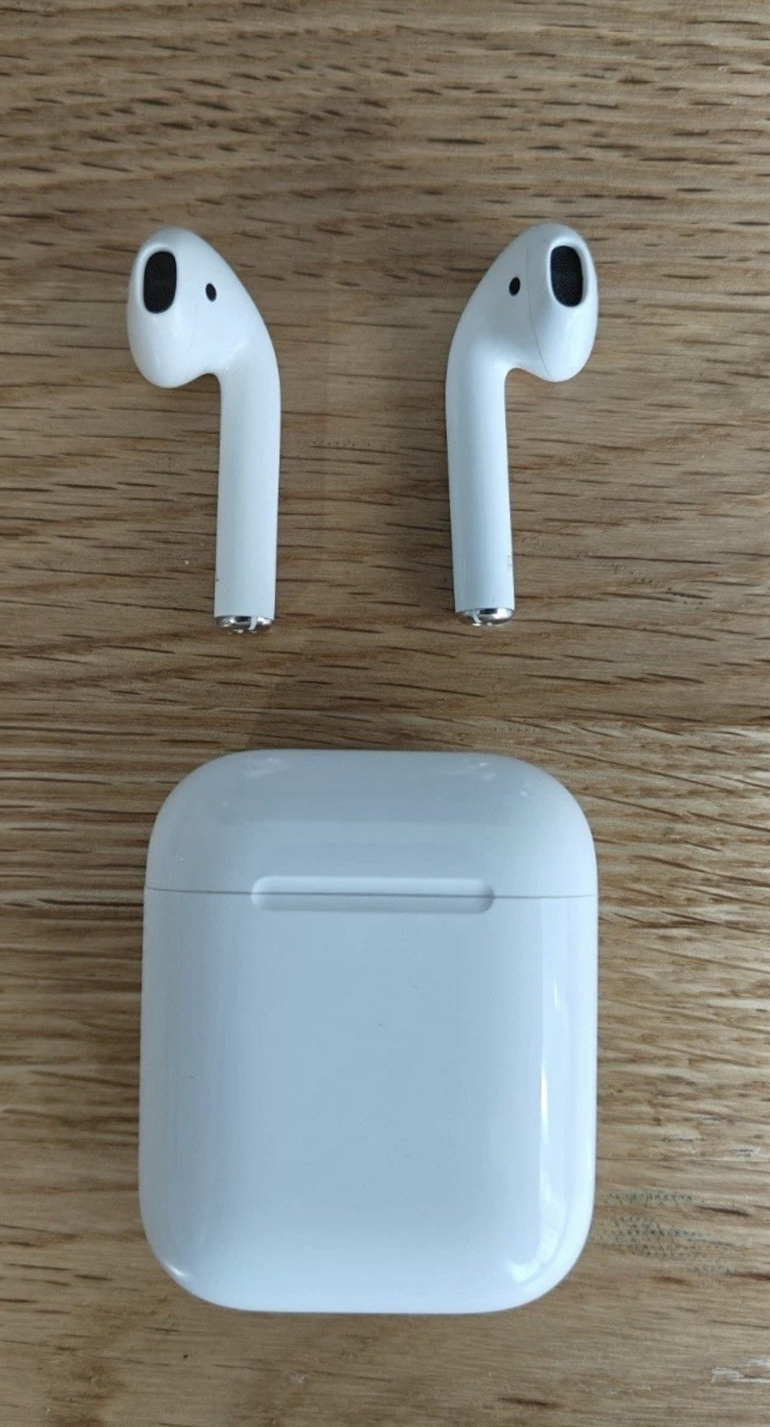 Genuine Apple AirPods 2nd Generation with Charging Case - A1602