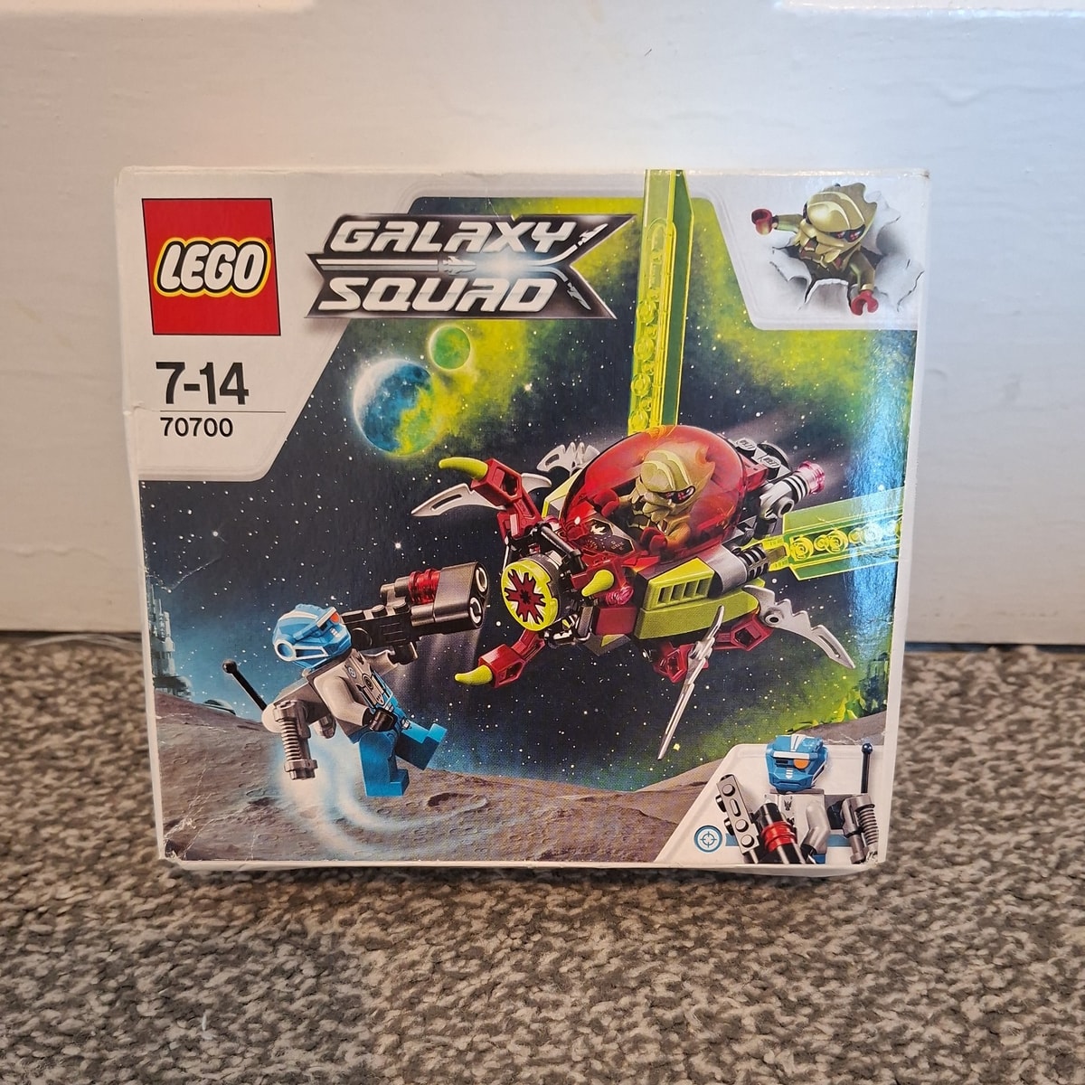 LEGO 70700 Galaxy Squad Space Swarmer Set, Sealed. Damaged box.