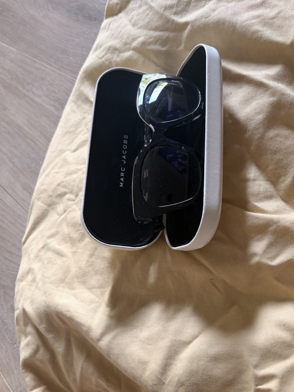 MARC JACOBS Men's Square Sunglasses Black Plastic Frame Grey Tinted Lenses