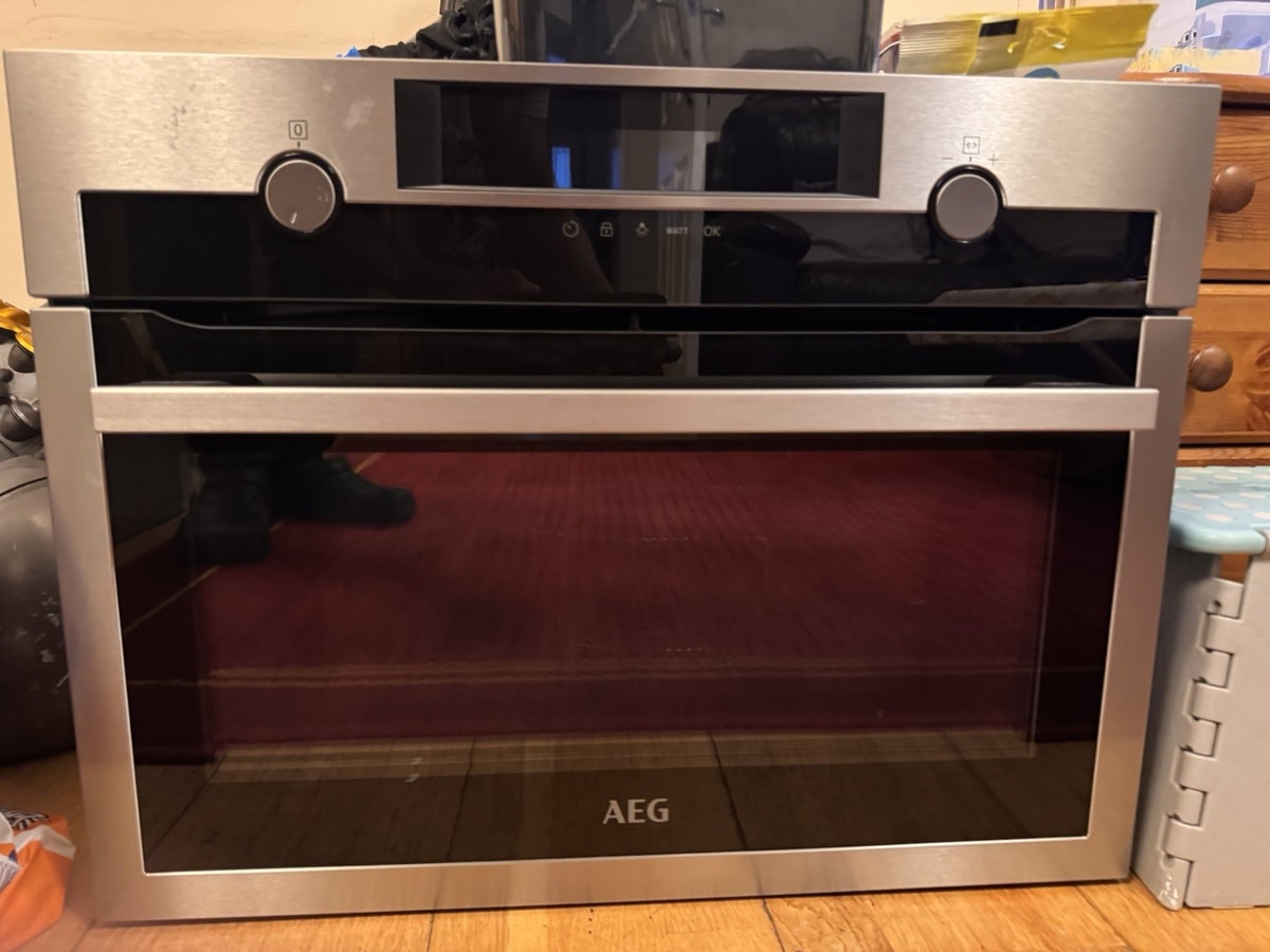 AEG BI Microwave Oven
