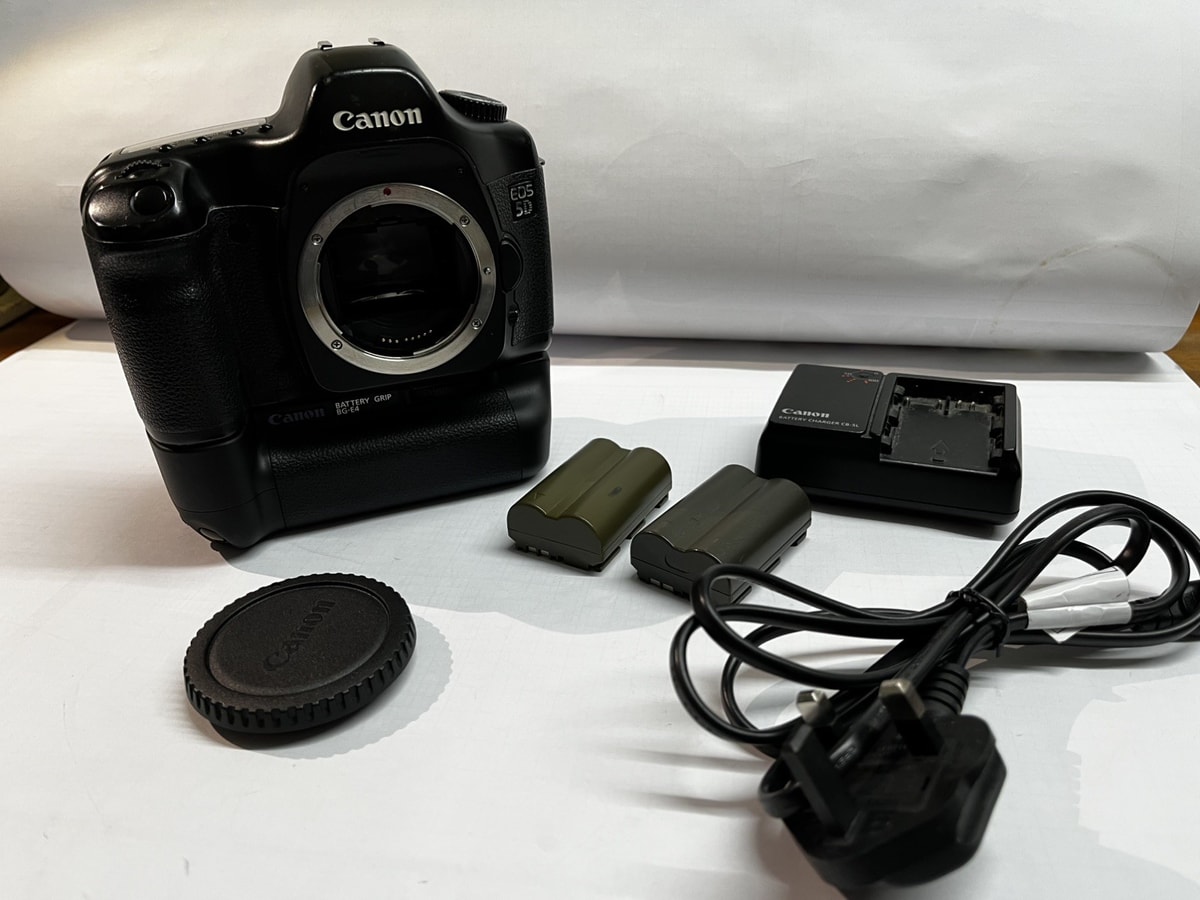 Canon 5D Classic Mki with Battery Grip & 2 Batteries.