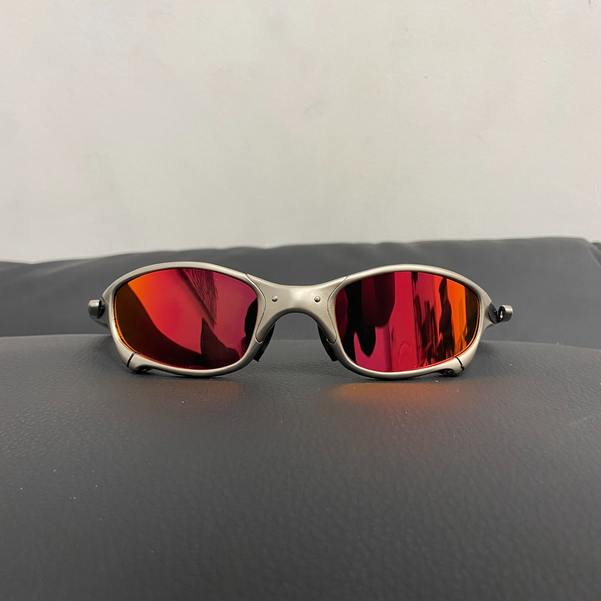 Vintage Y2K Oakley Juliet 1.0 X-Metal Polarized Sunglasses Silver Frames Ruby
