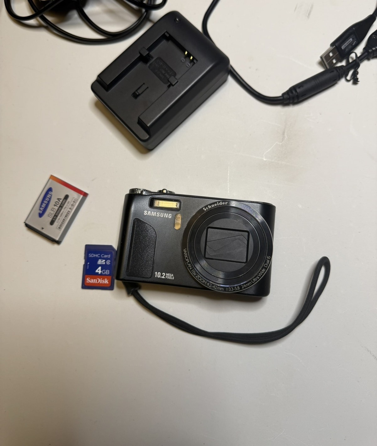 Samsung WB500 10.2MP Compact Digital Camera With SD Card, Black - Tested